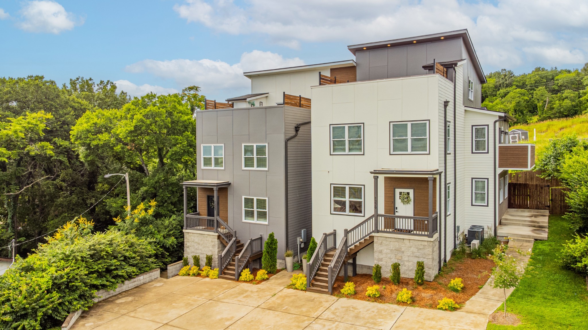 1229 N Avondale Cir
