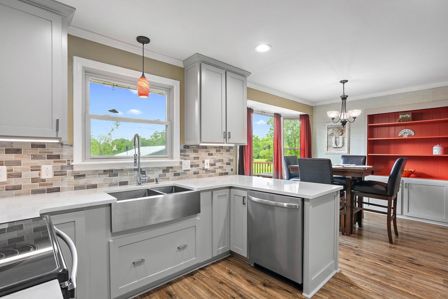 1029 Jenkins Ln