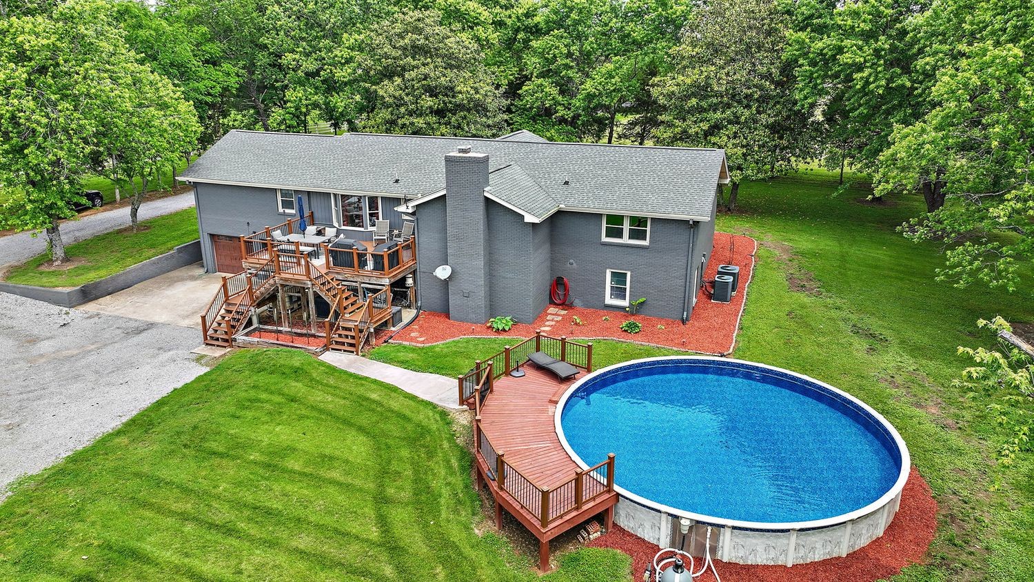 1029 Jenkins Ln