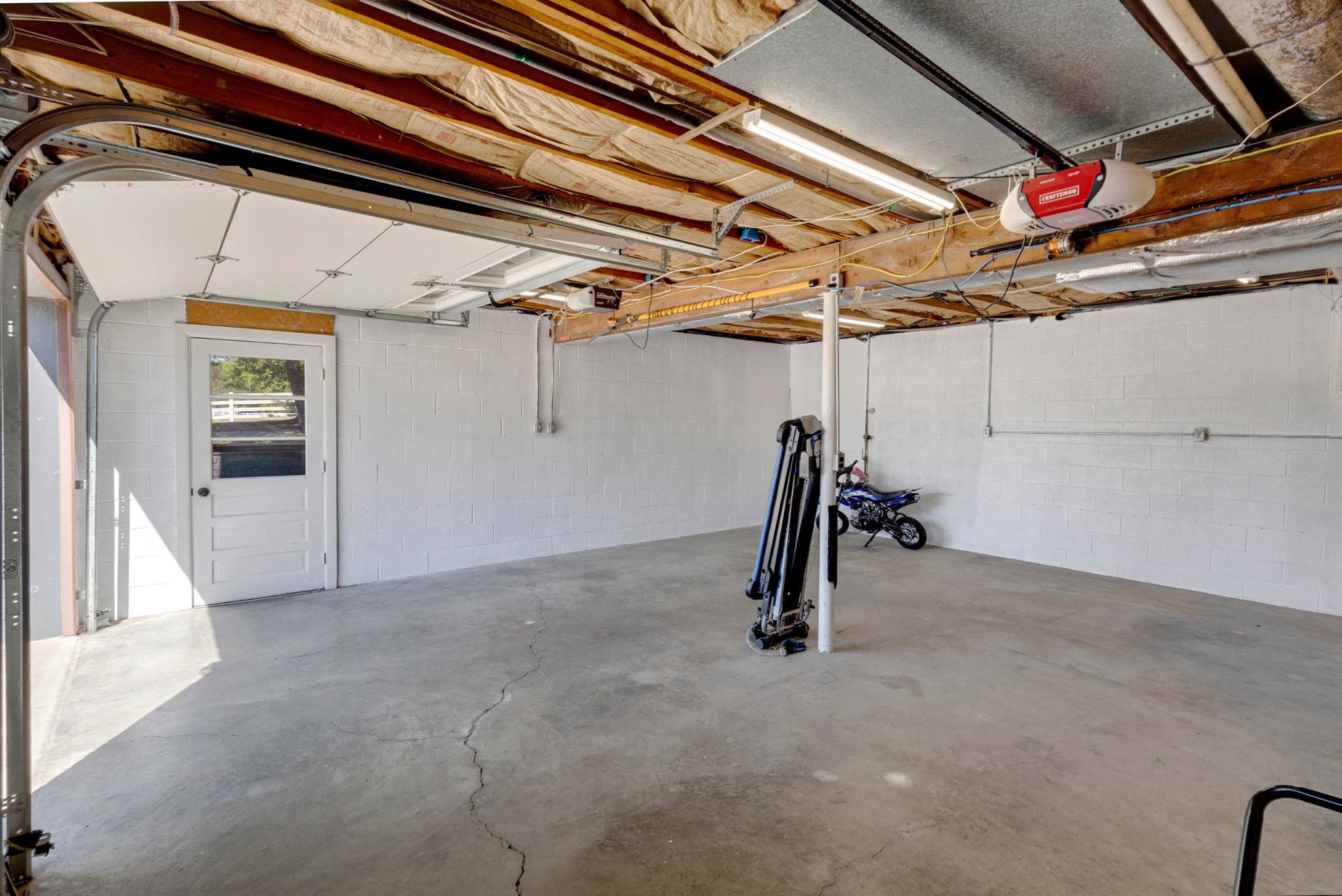 1029 Jenkins Ln