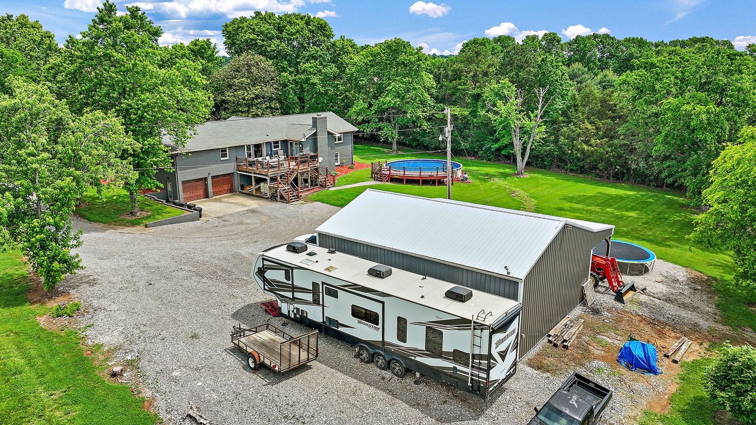 1029 Jenkins Ln