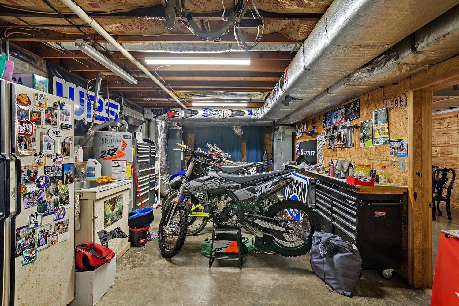 1029 Jenkins Ln