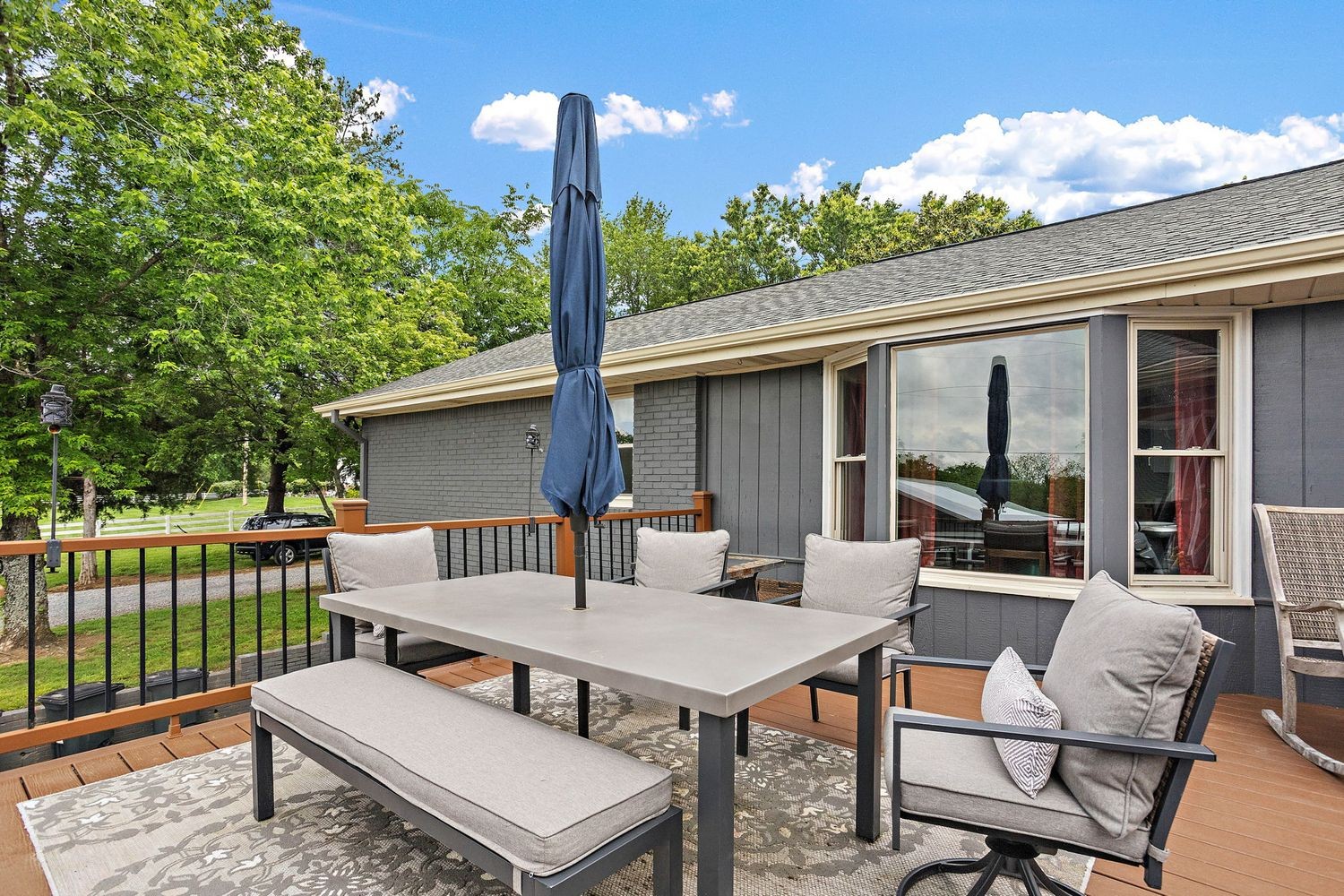 1029 Jenkins Ln
