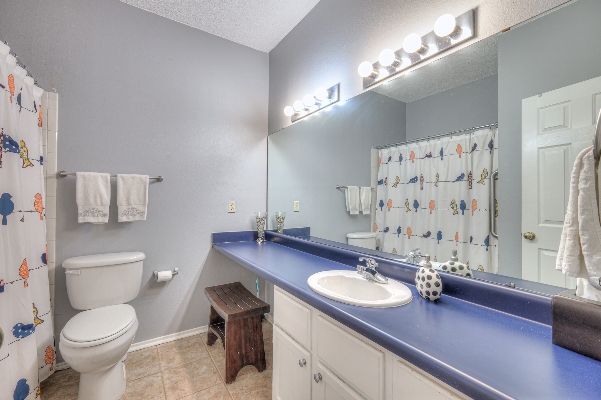 302 Laurel Hill Dr