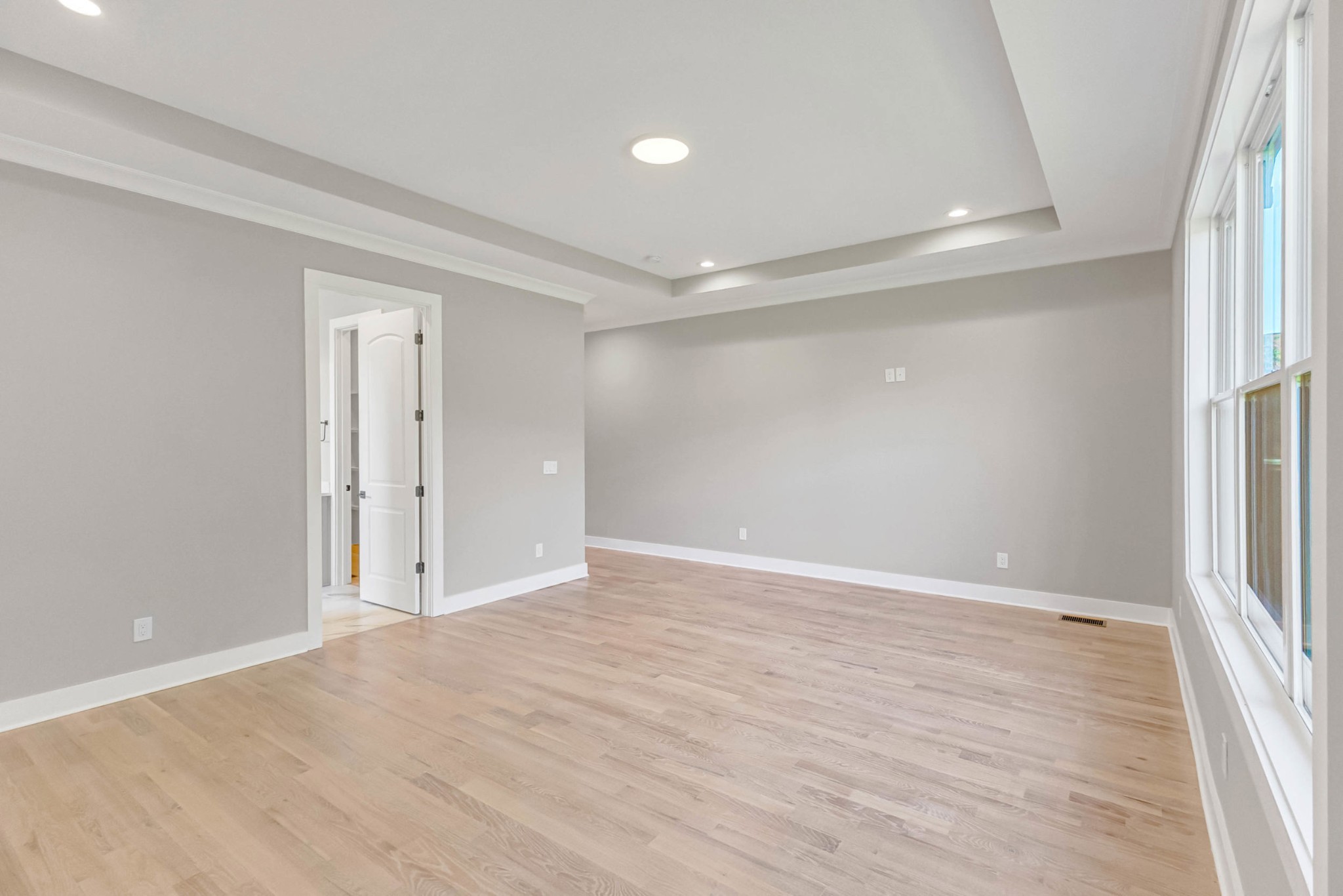2205 Kayla Dr