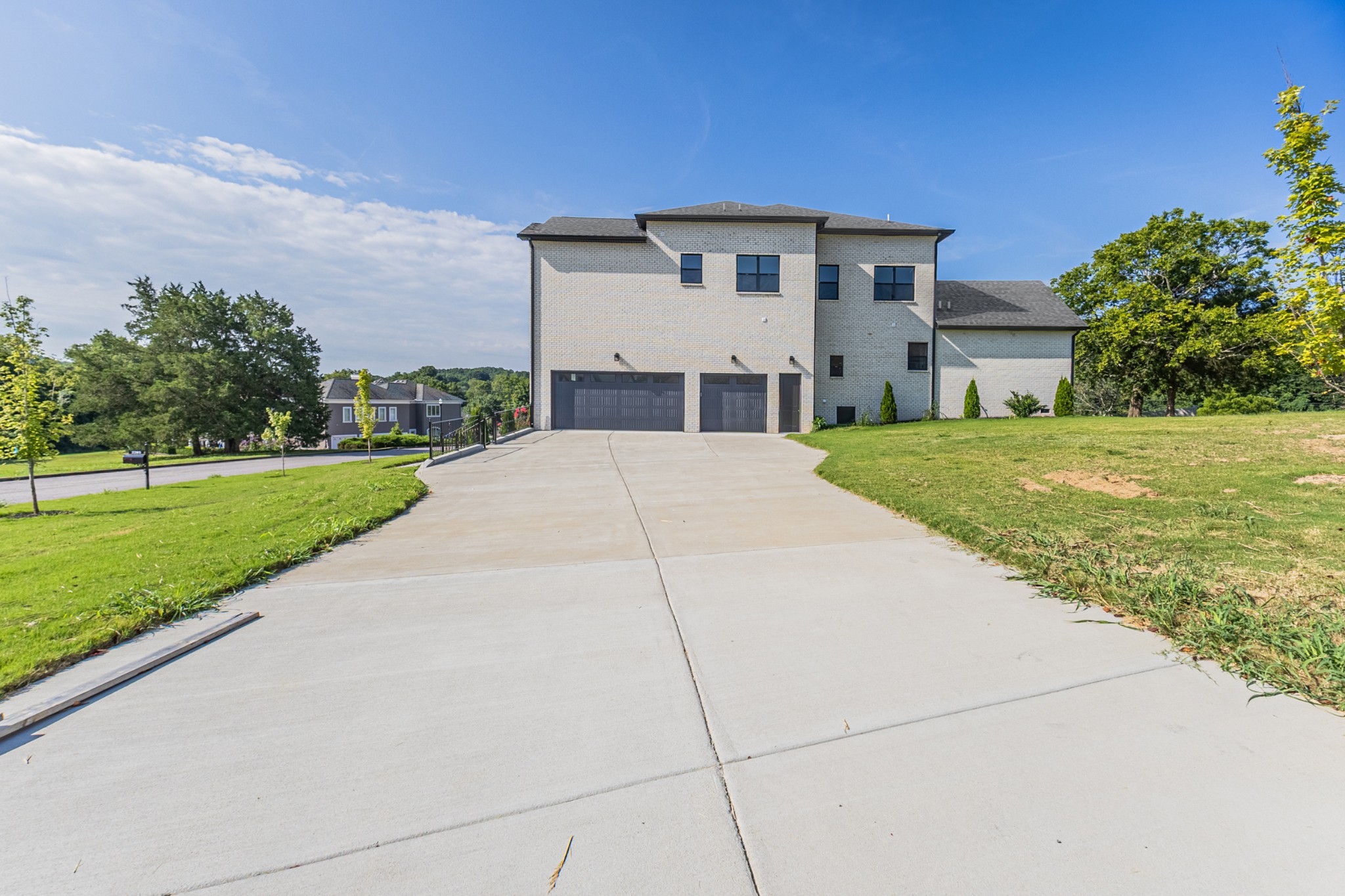 2205 Kayla Dr
