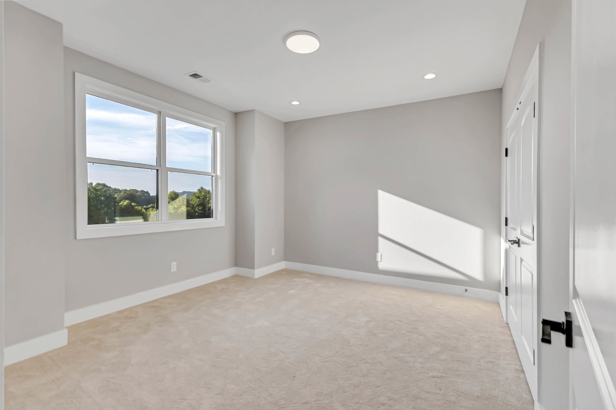 2205 Kayla Dr