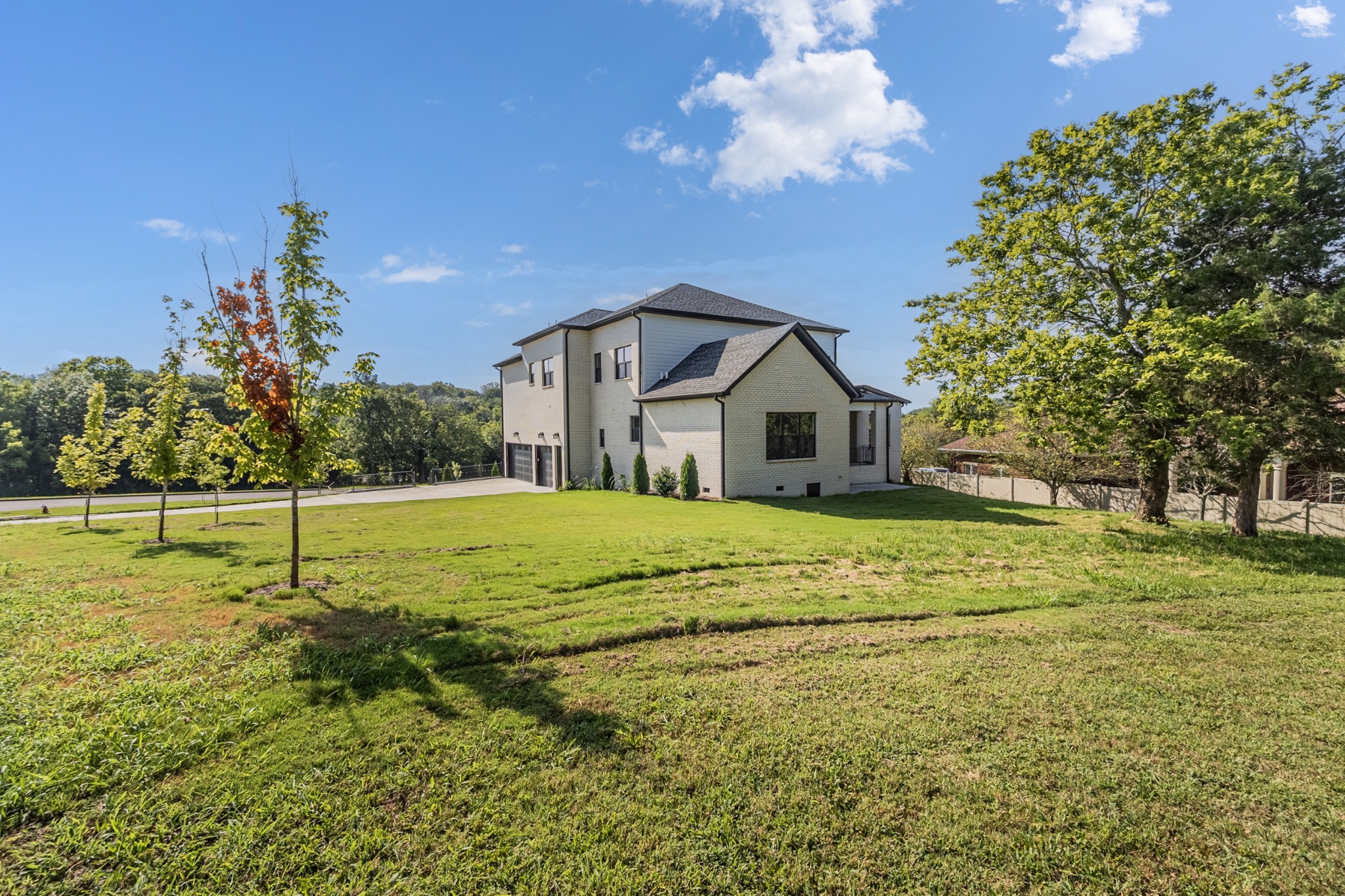 2205 Kayla Dr