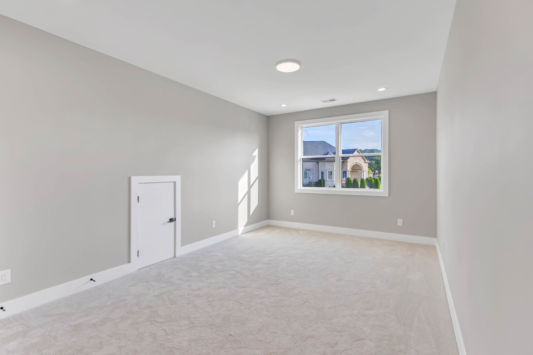2205 Kayla Dr