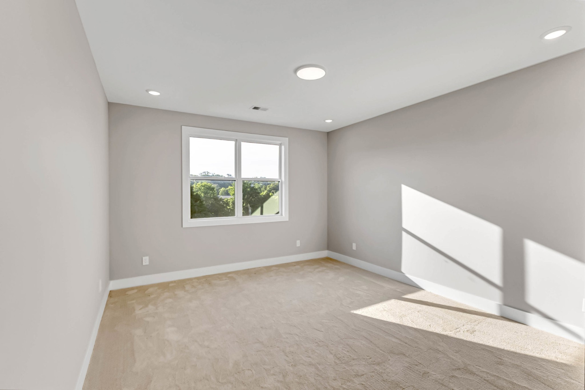 2205 Kayla Dr