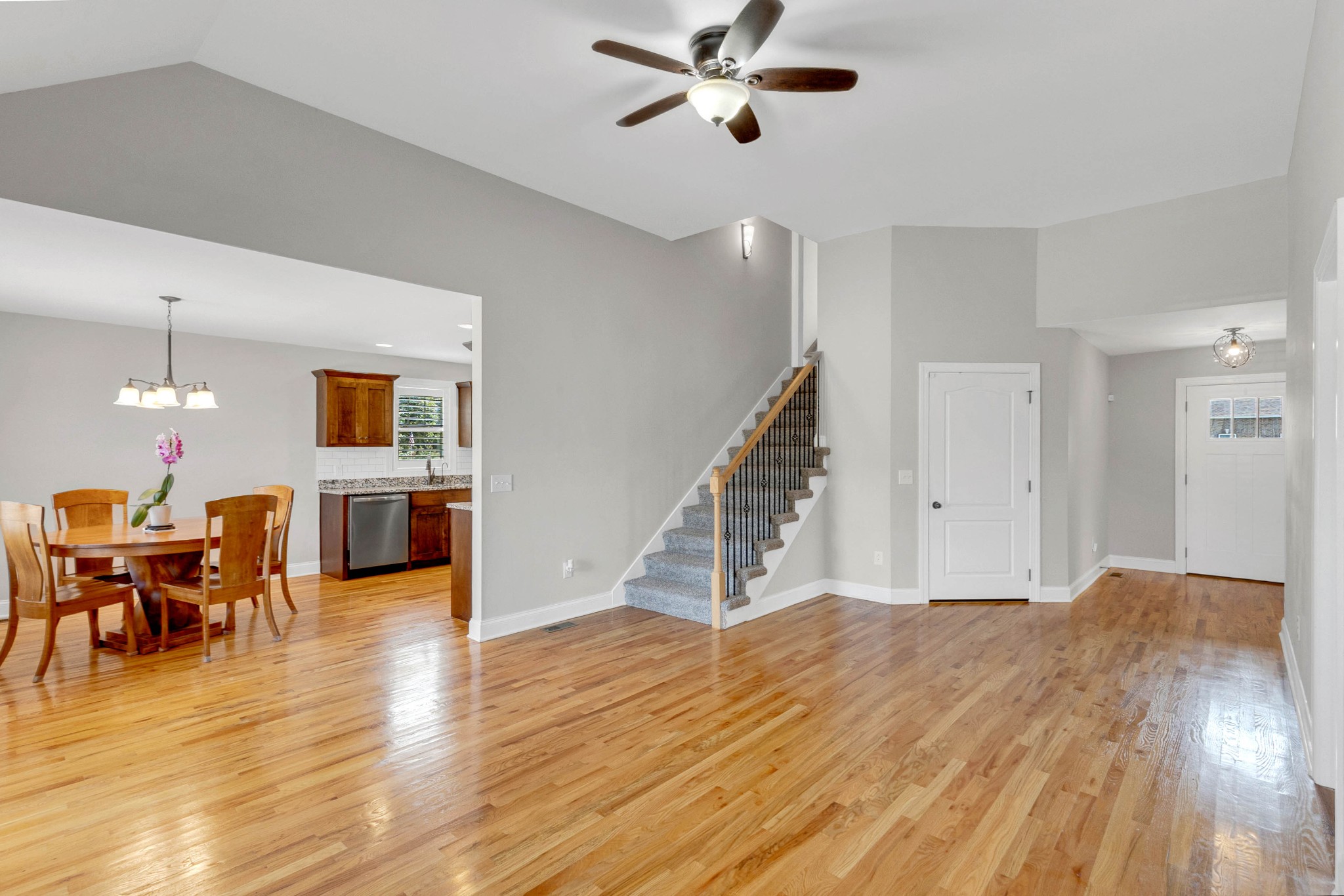 509 Gunn Ln