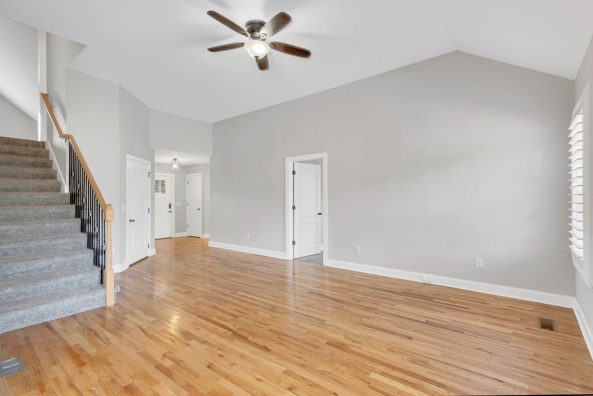 509 Gunn Ln