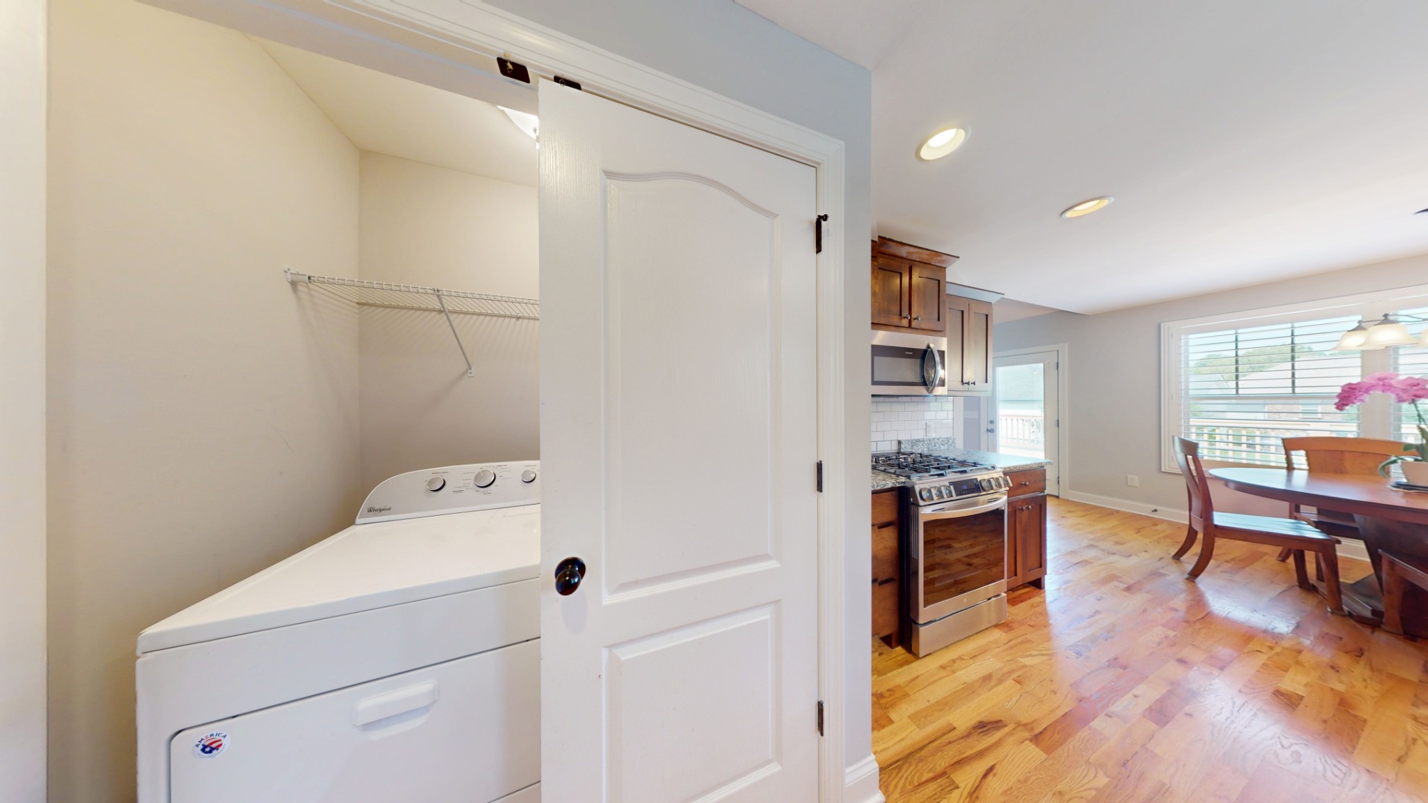 509 Gunn Ln