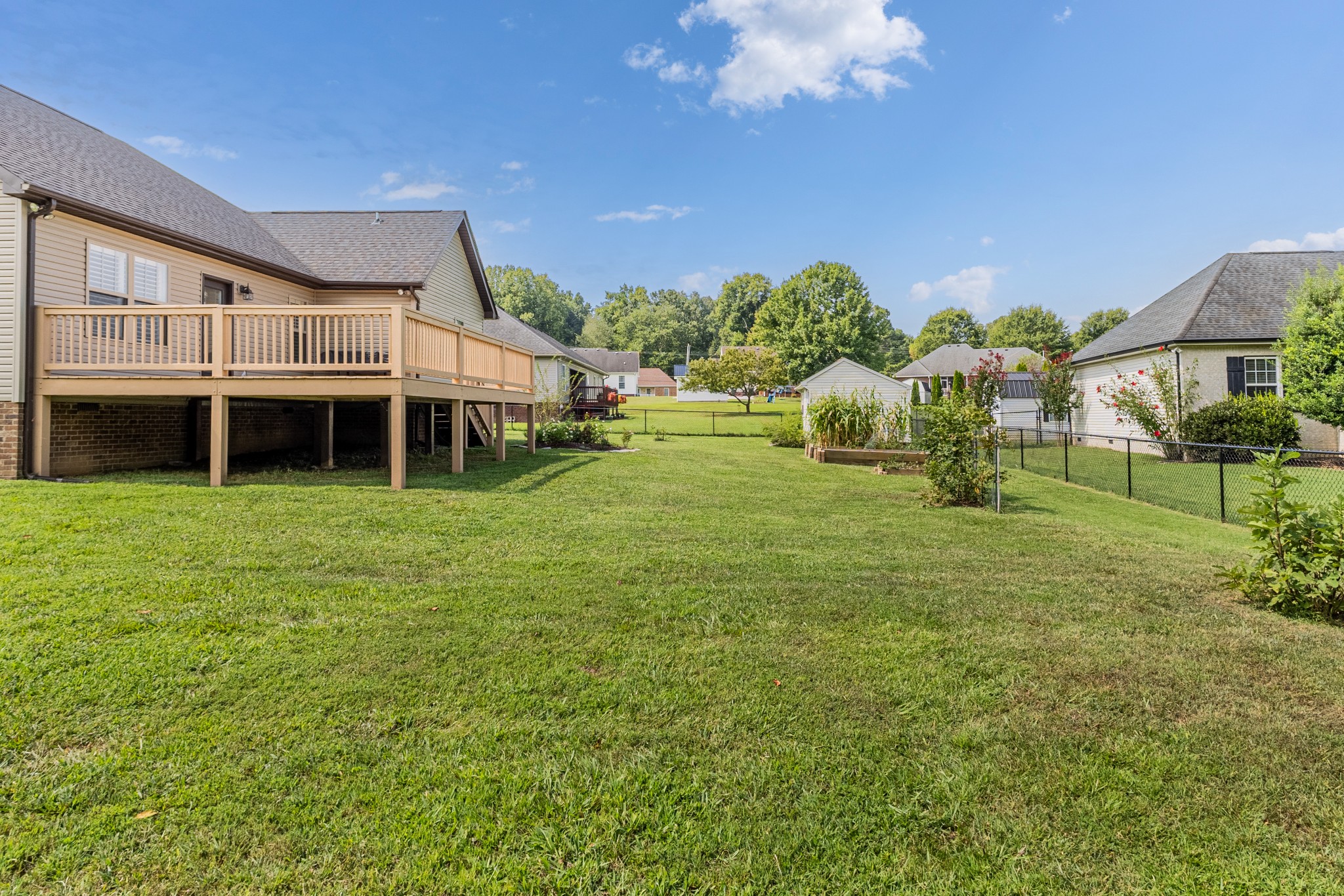 509 Gunn Ln