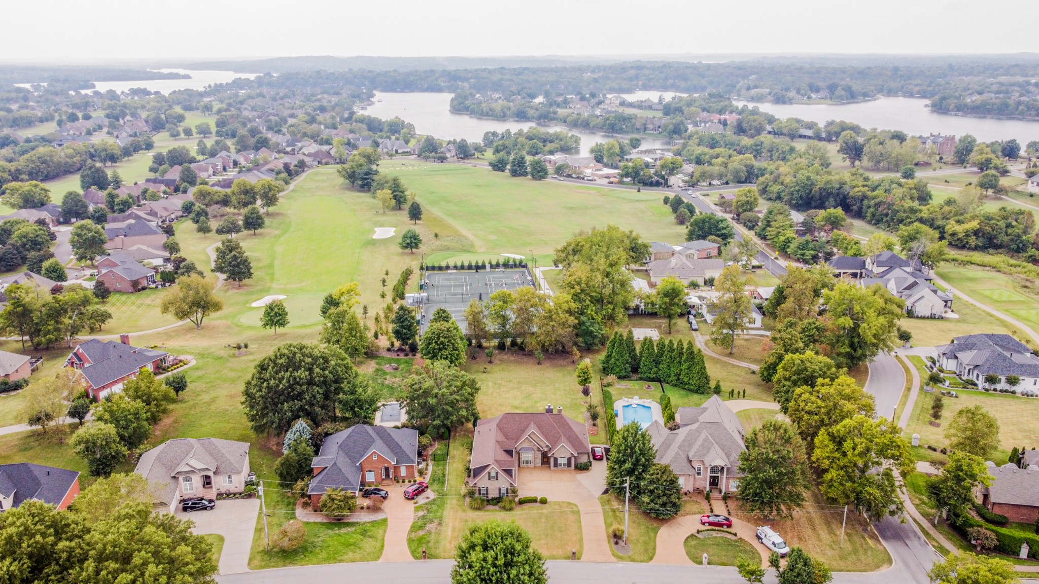 127 Woodlake Dr