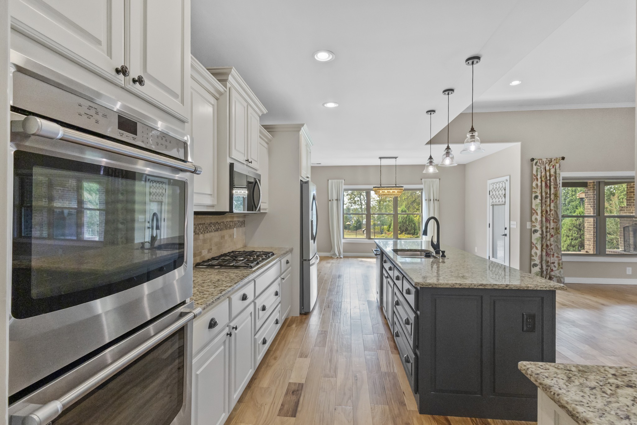 127 Woodlake Dr
