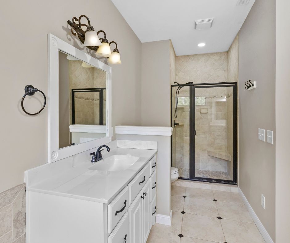 127 Woodlake Dr