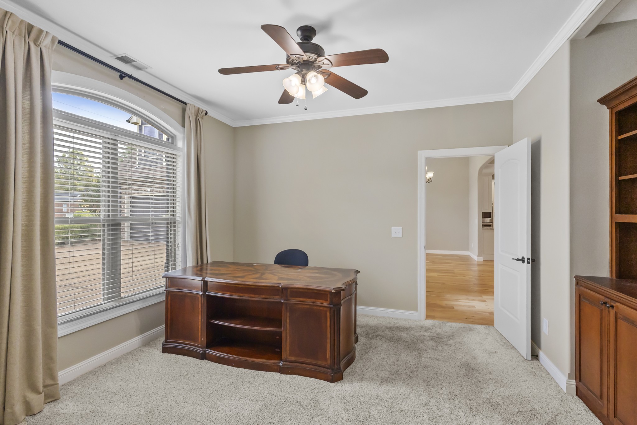 127 Woodlake Dr