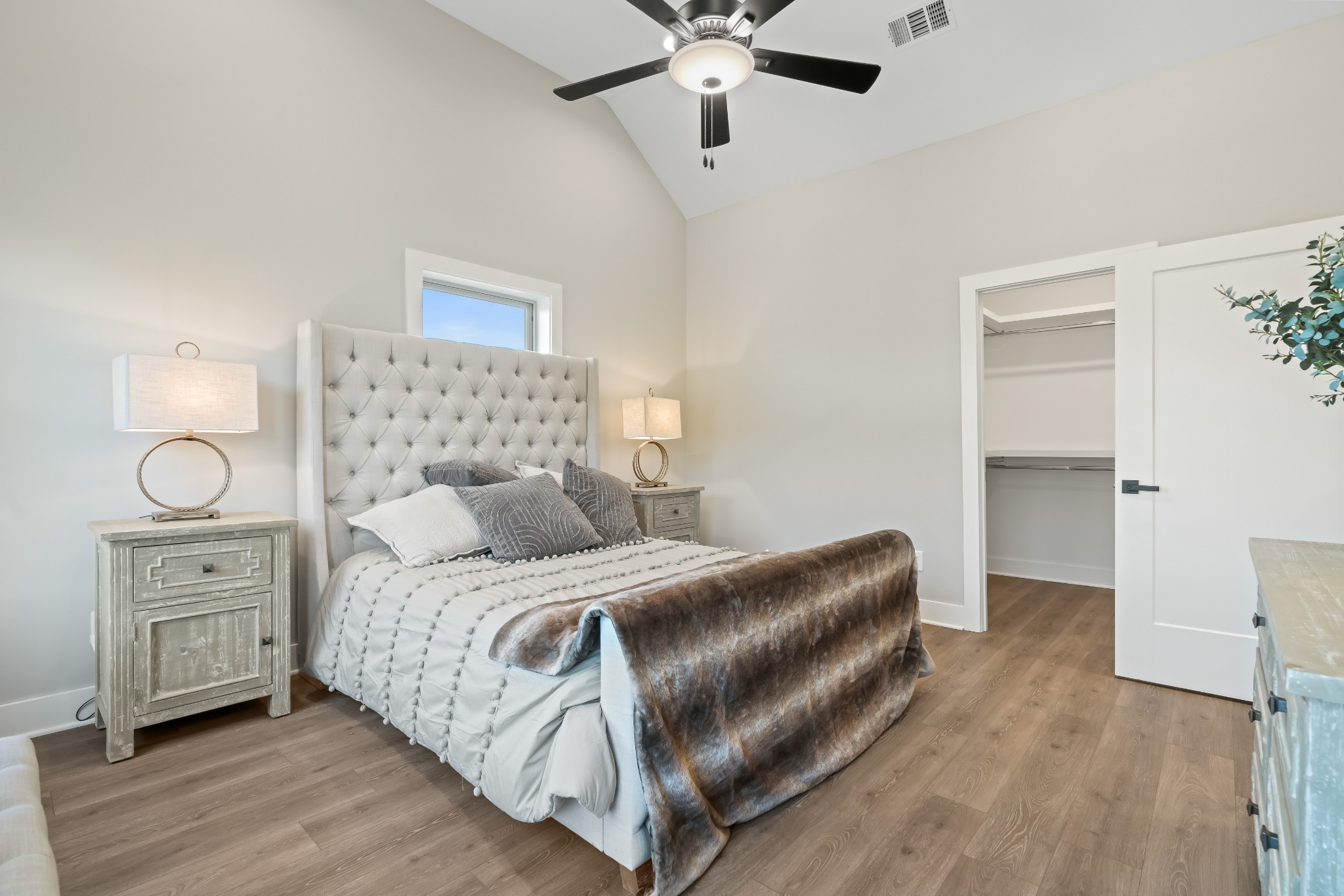 205 Charlotte Everly Cir