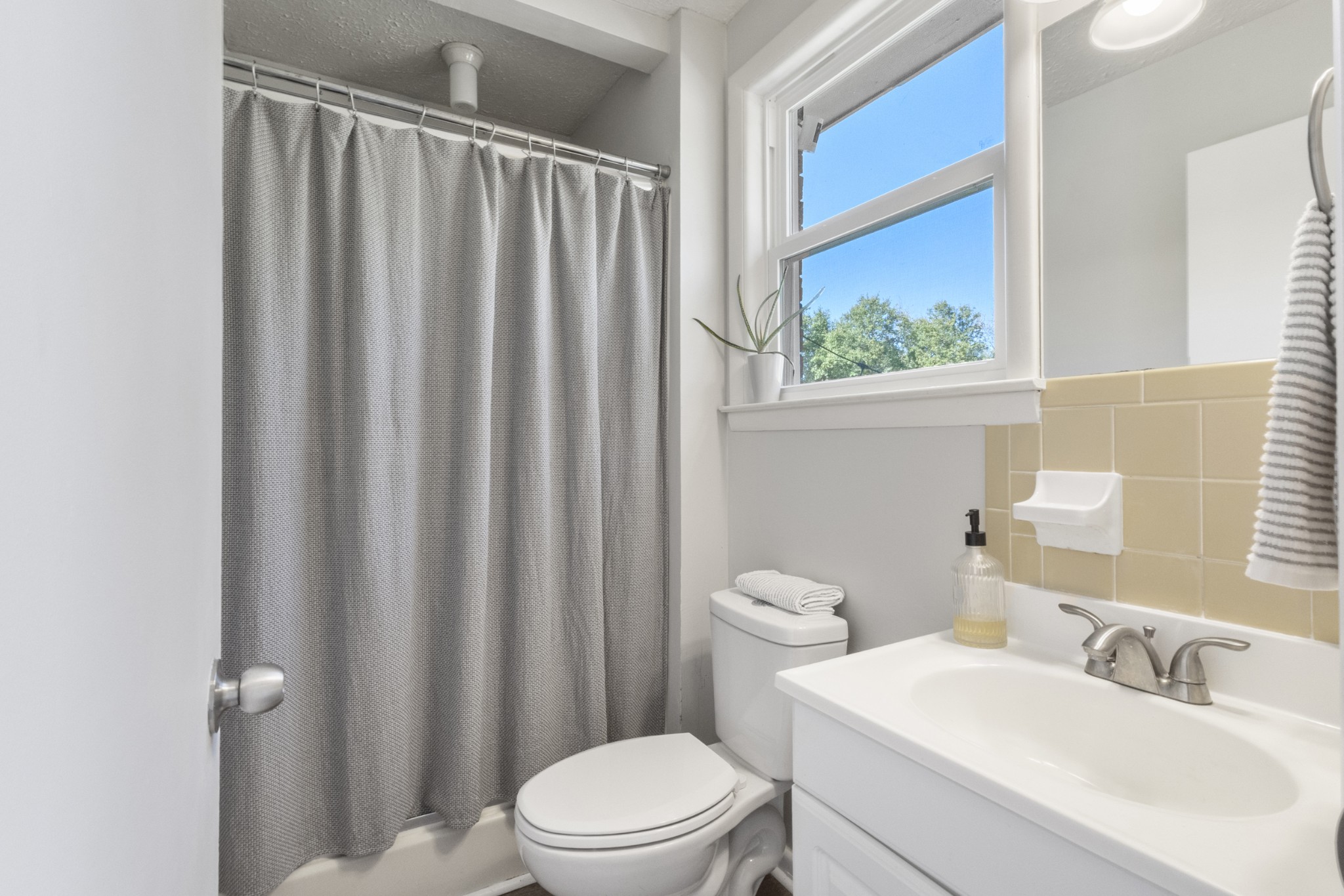 114 Orchard Valley Cir