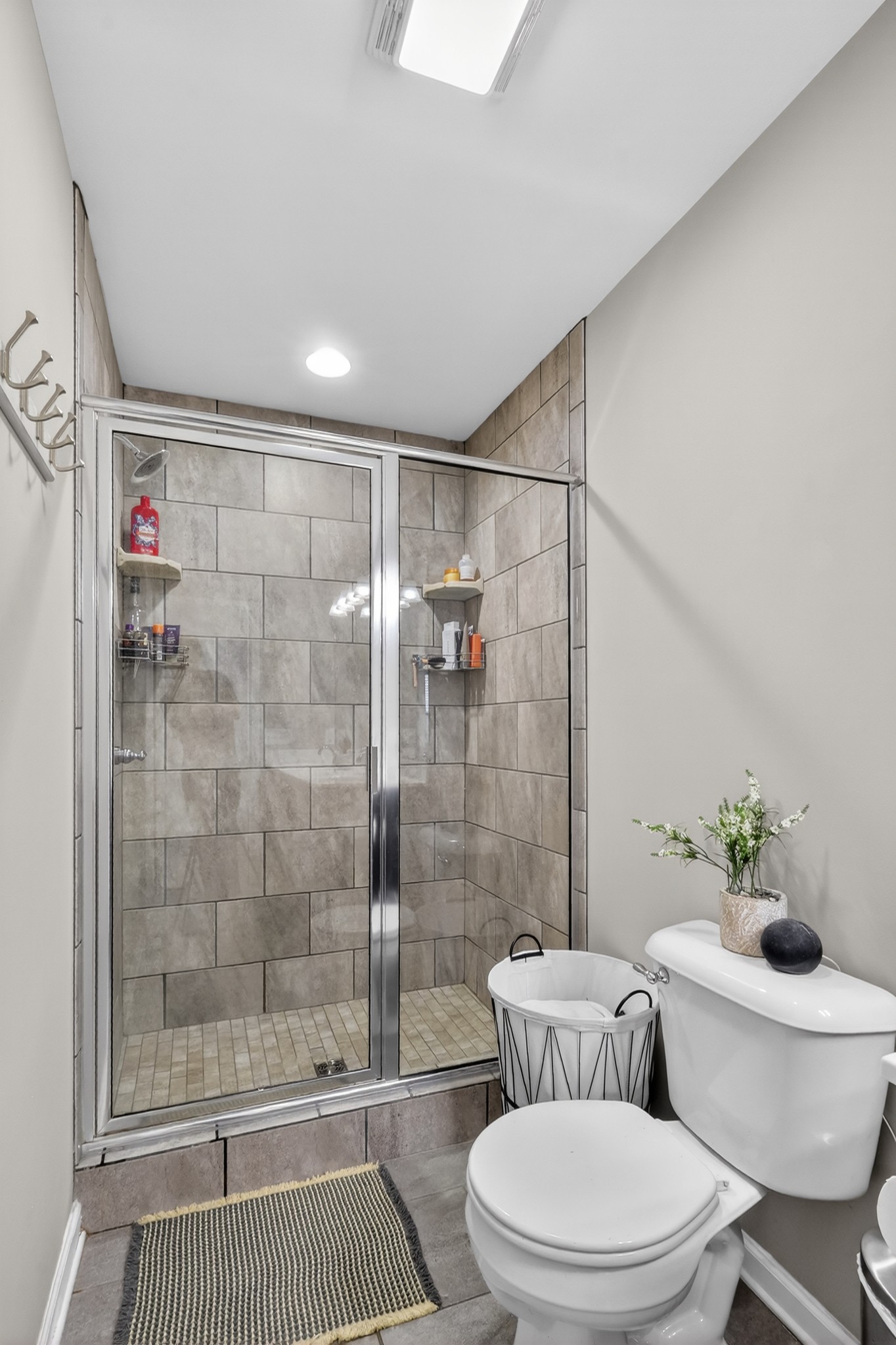 706 Indian Ridge Cir