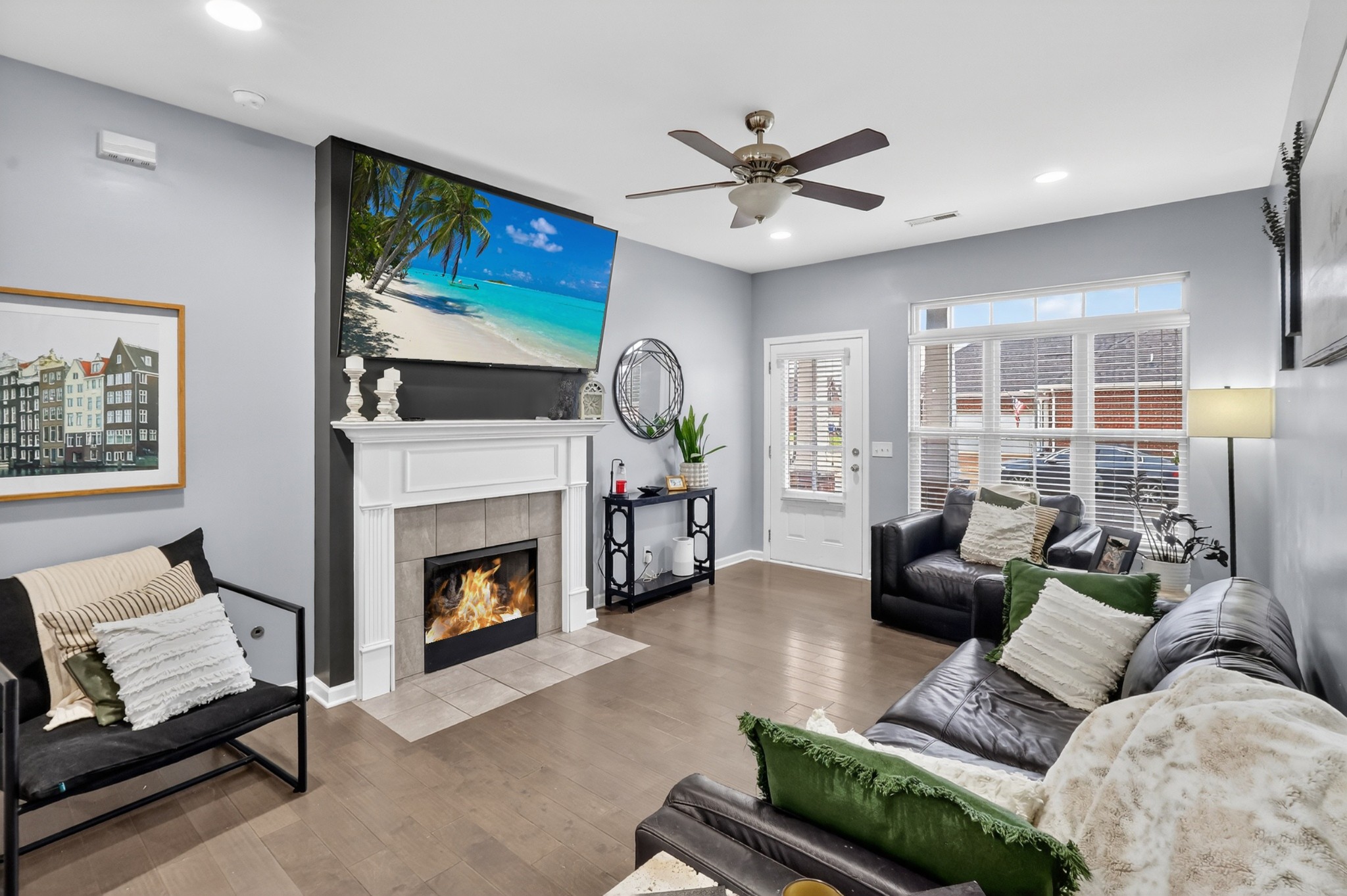 706 Indian Ridge Cir