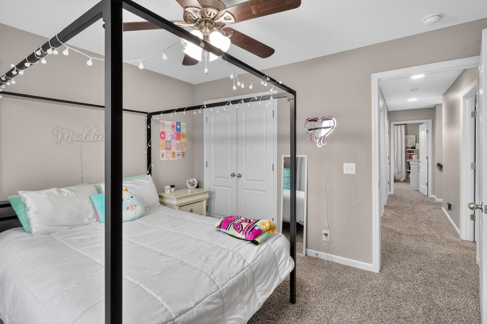 706 Indian Ridge Cir