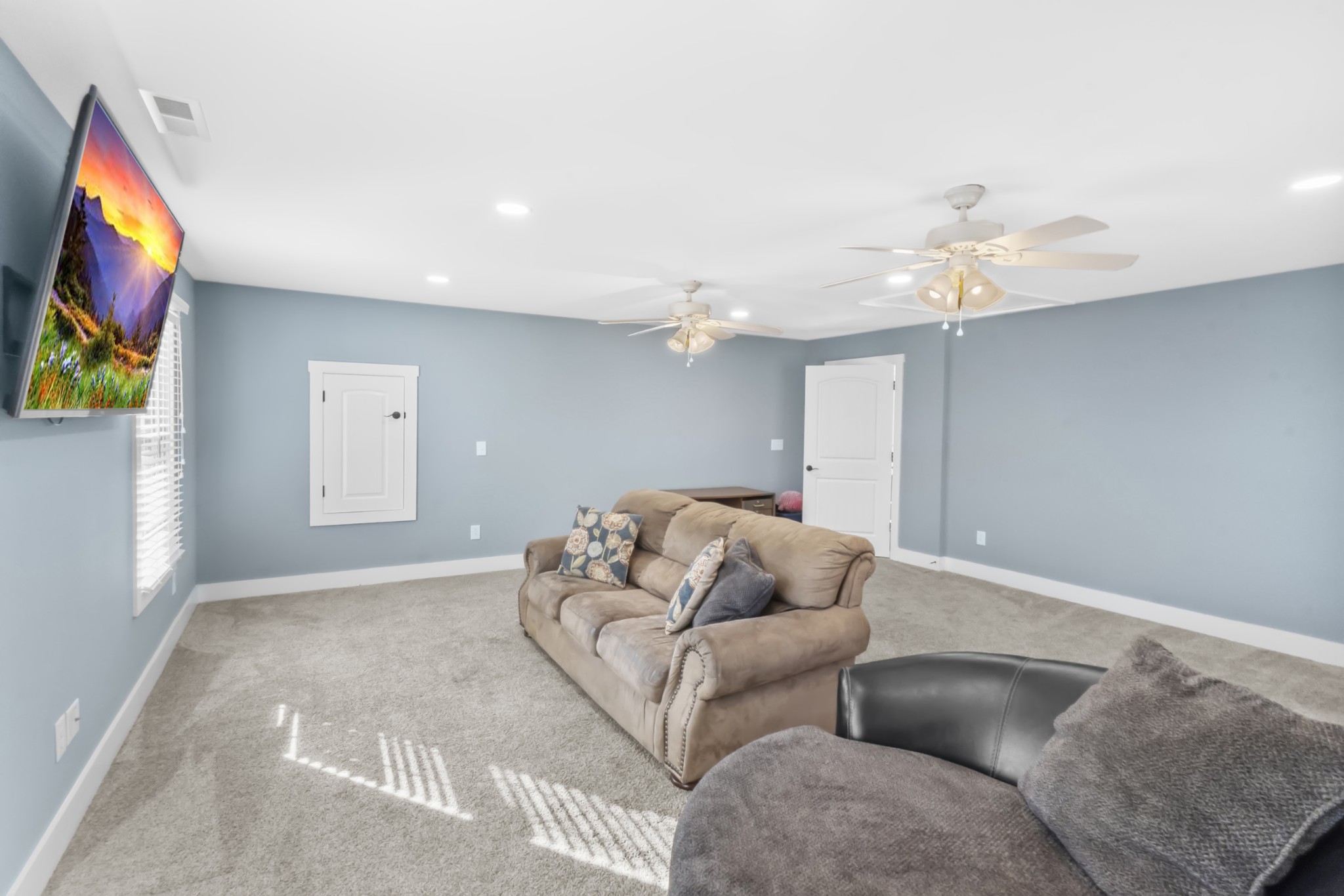 329 Happy Hollow Rd