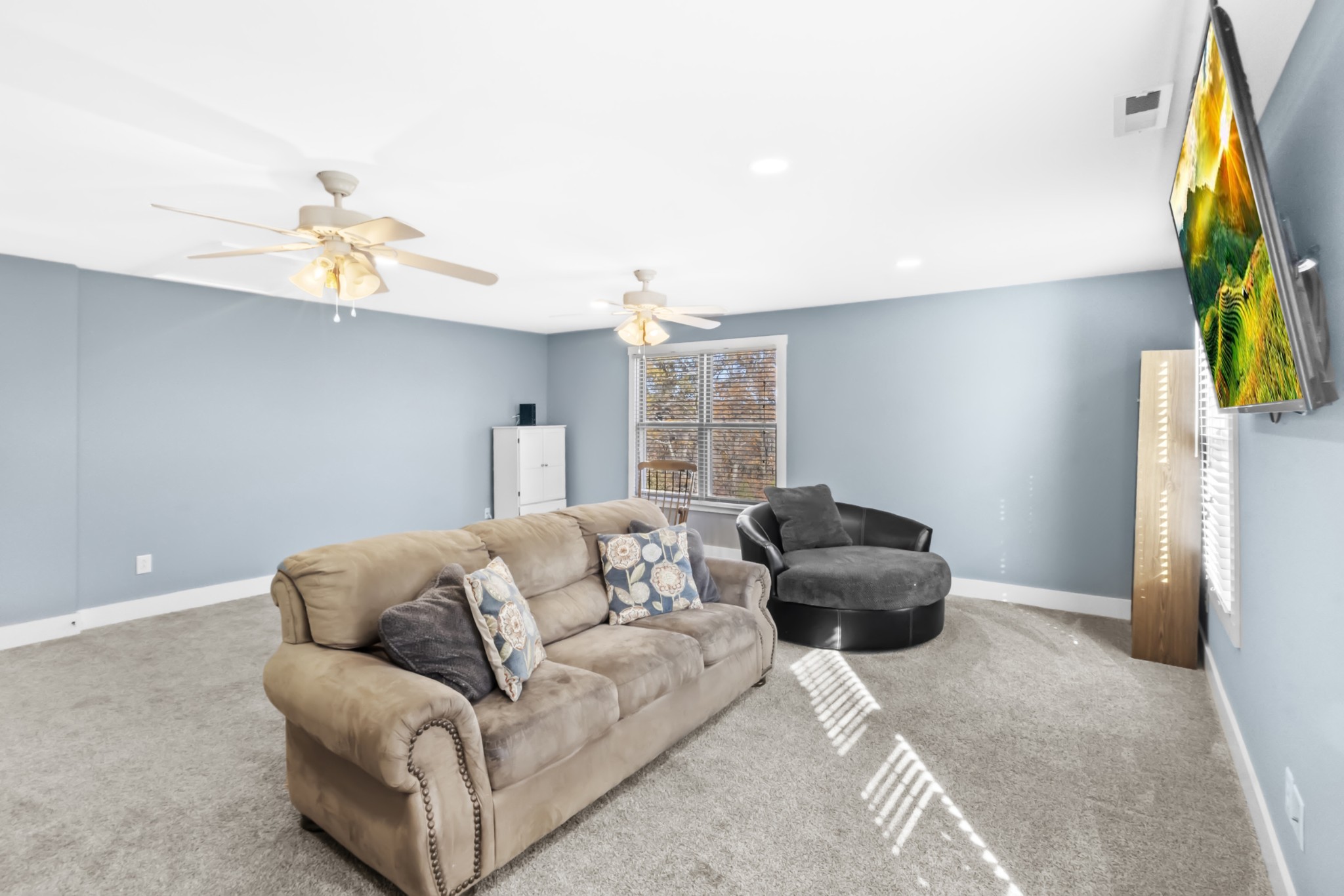 329 Happy Hollow Rd