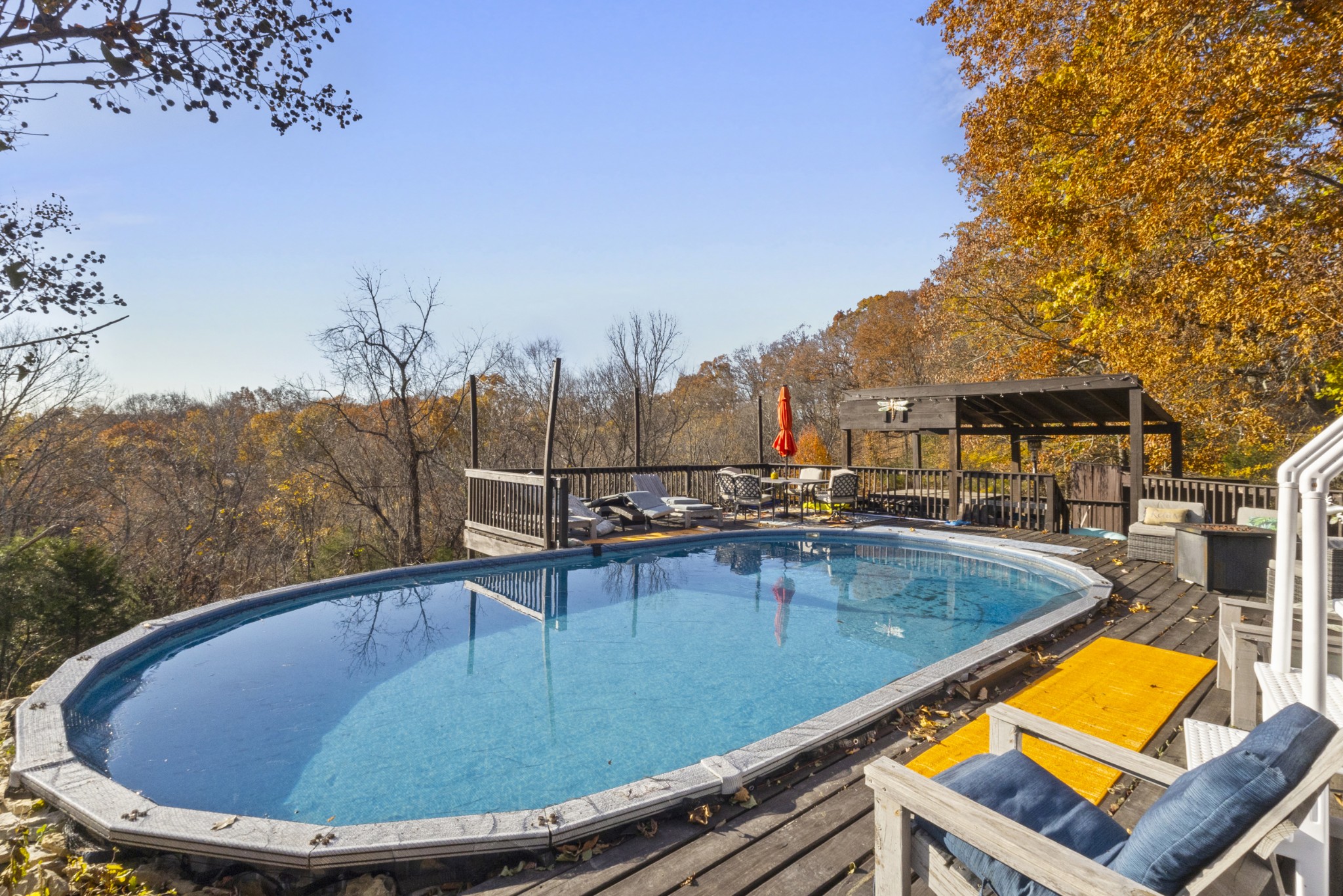 329 Happy Hollow Rd