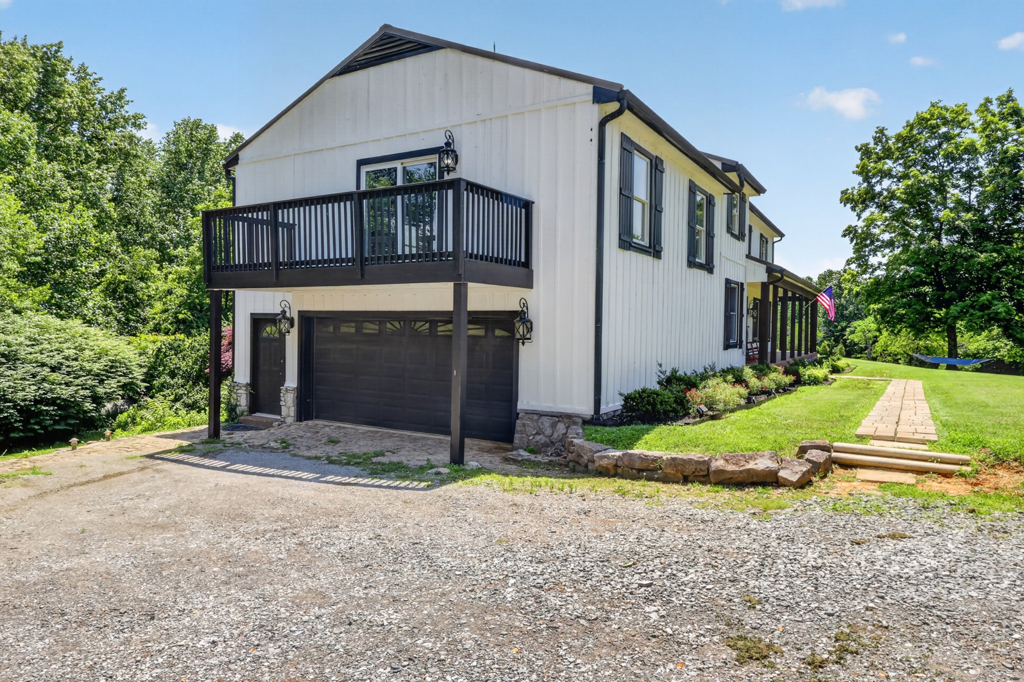 7255 Hall Rd