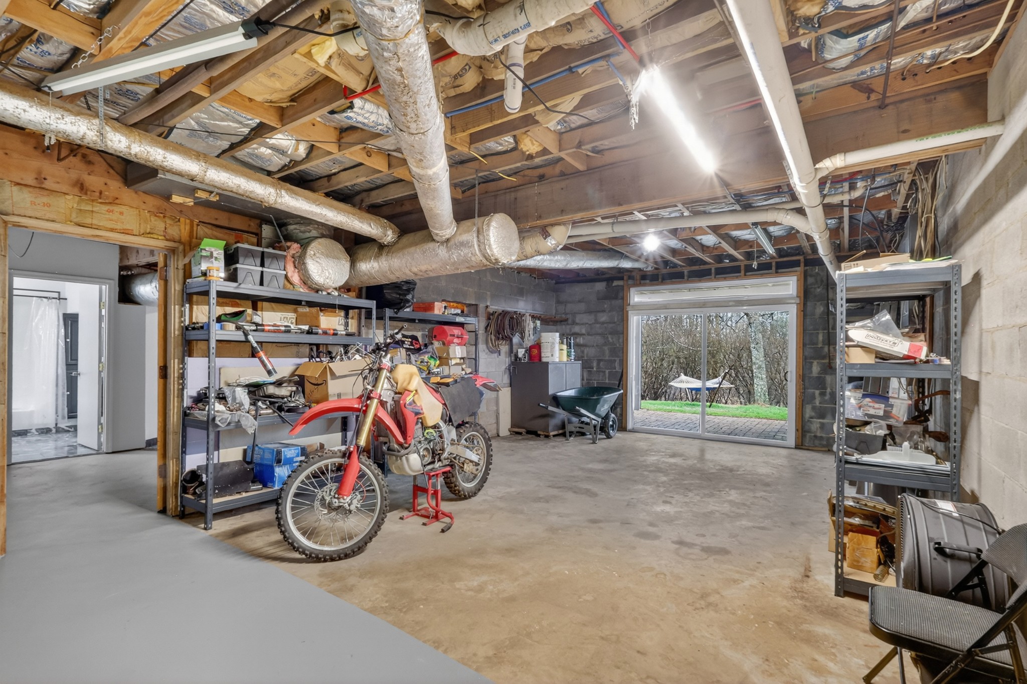 7255 Hall Rd