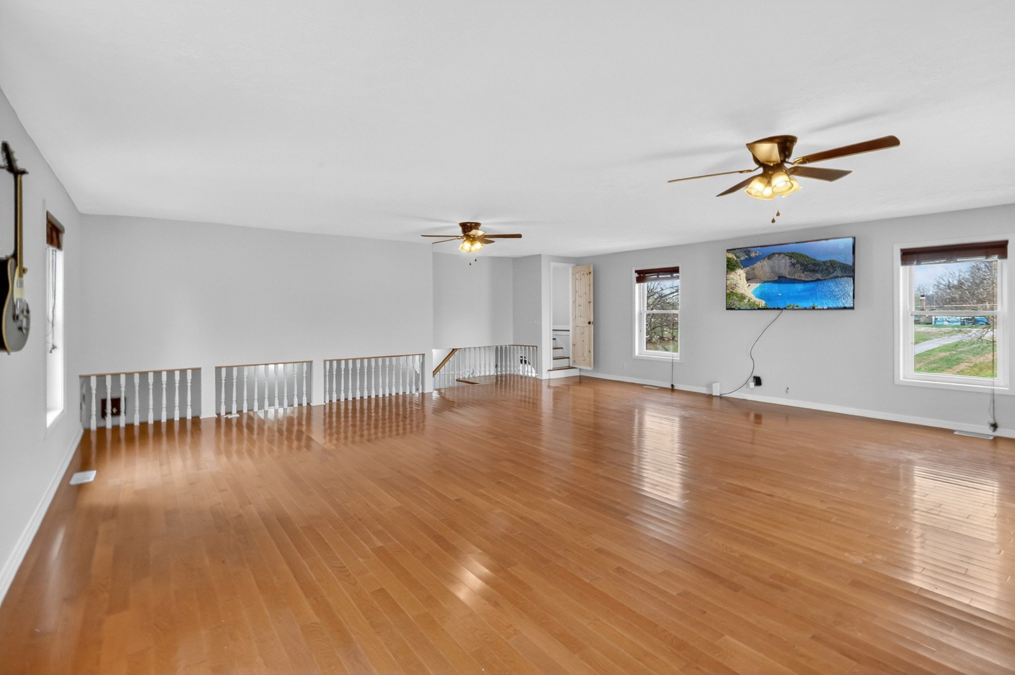 7255 Hall Rd