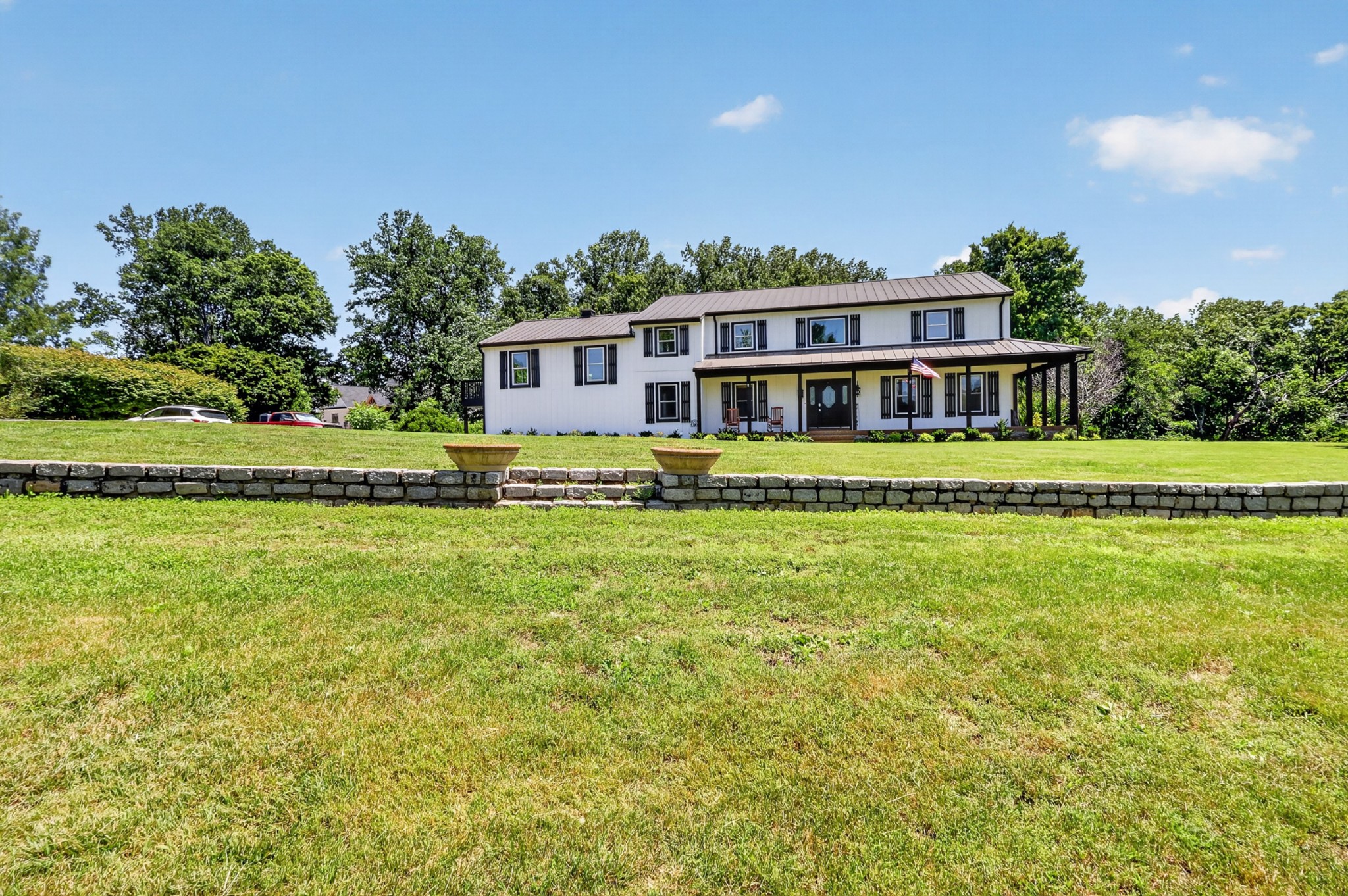 7255 Hall Rd