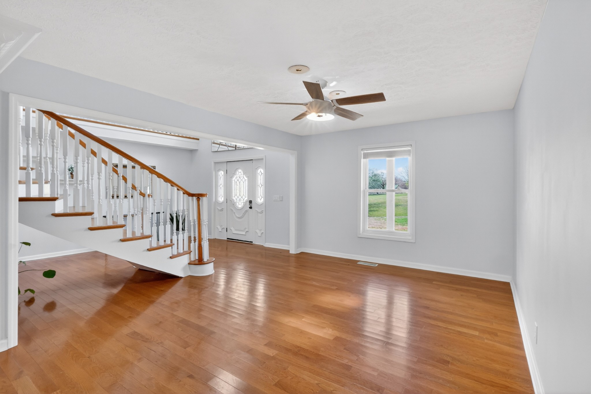7255 Hall Rd