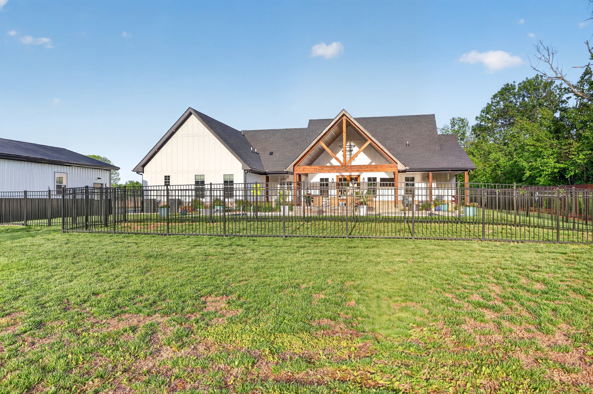 879 Mount Vernon Rd
