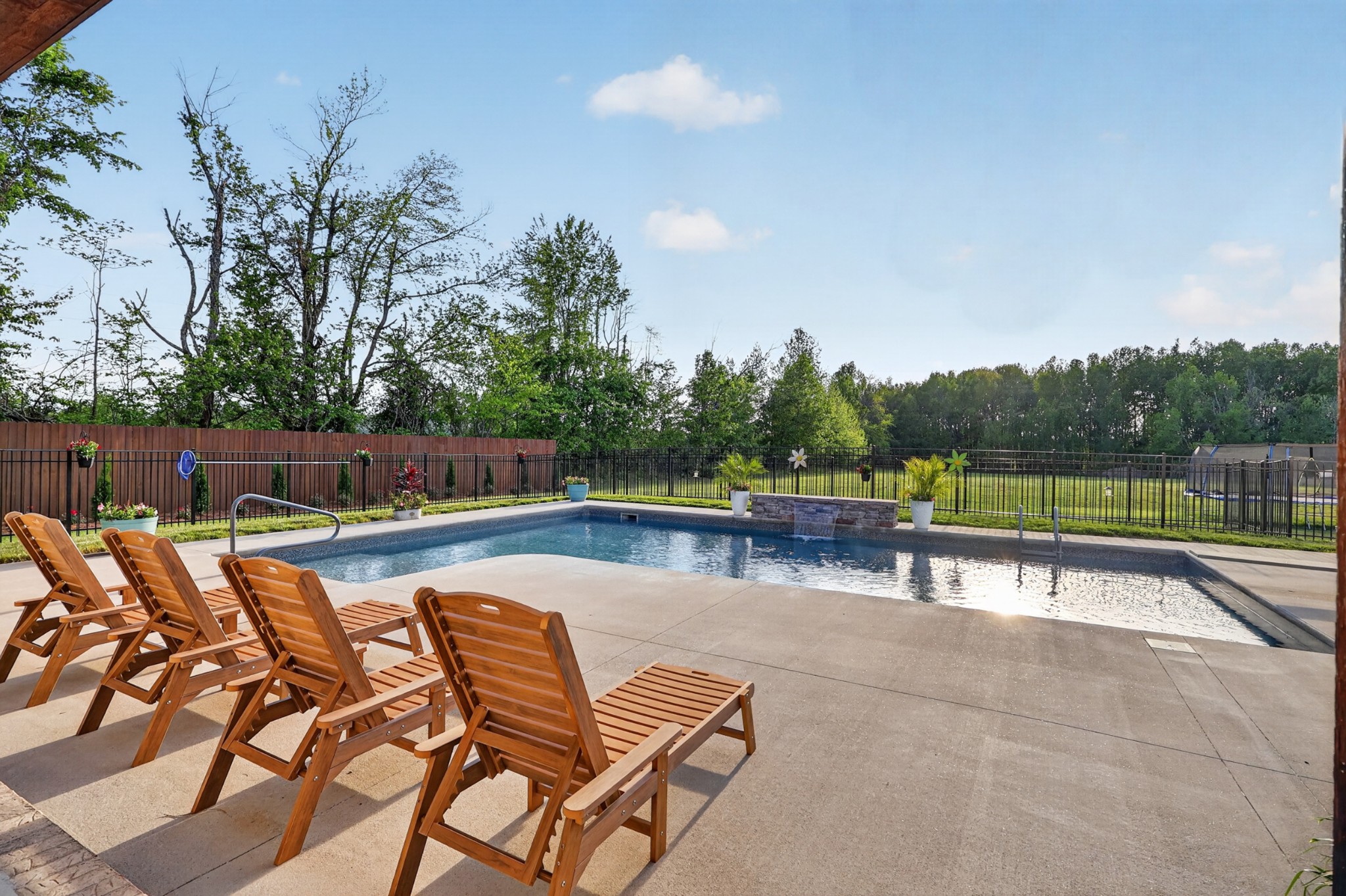879 Mount Vernon Rd