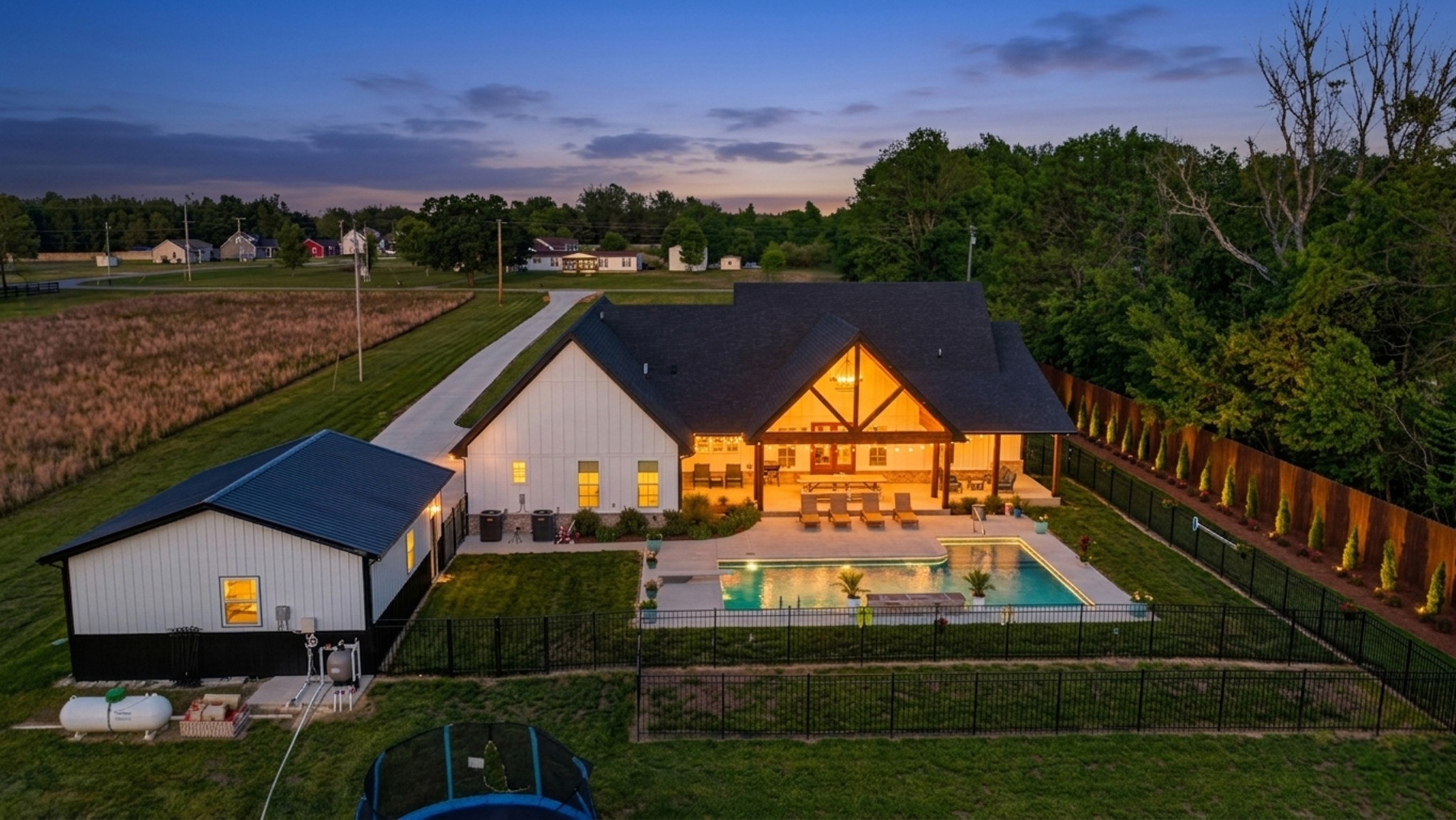 879 Mount Vernon Rd