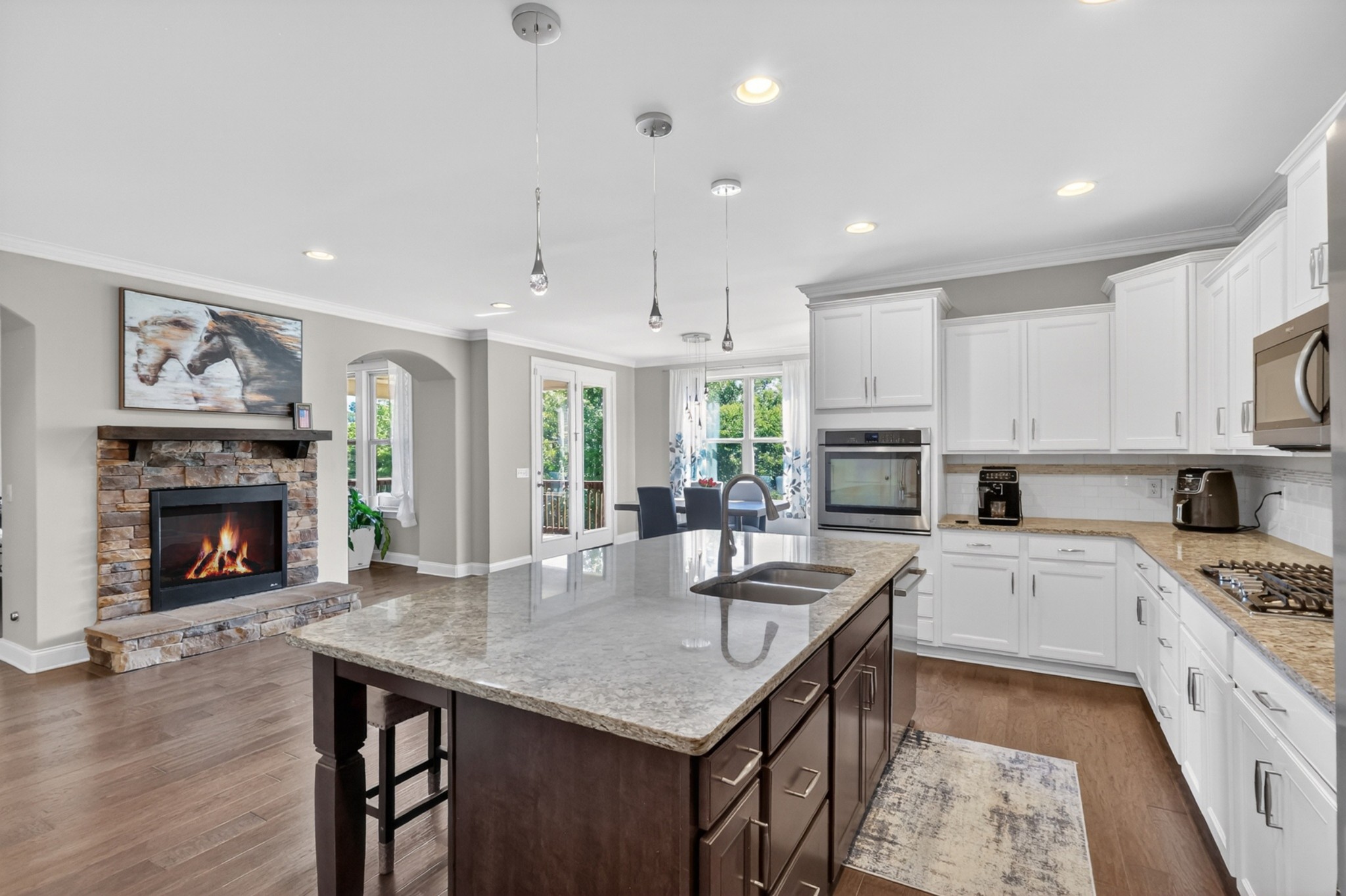 112 Crockett Ct