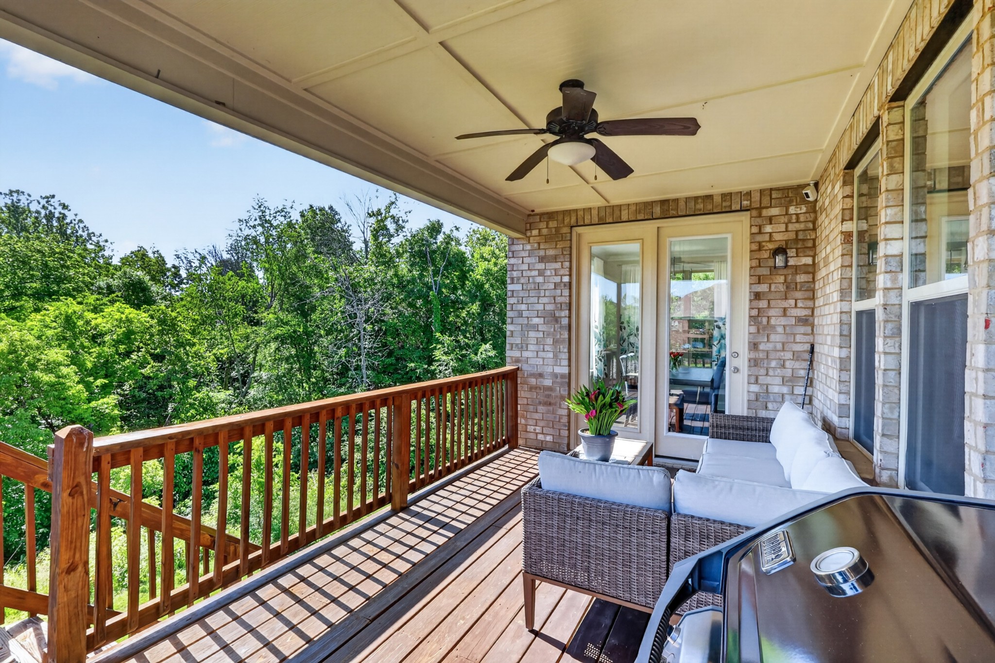 112 Crockett Ct