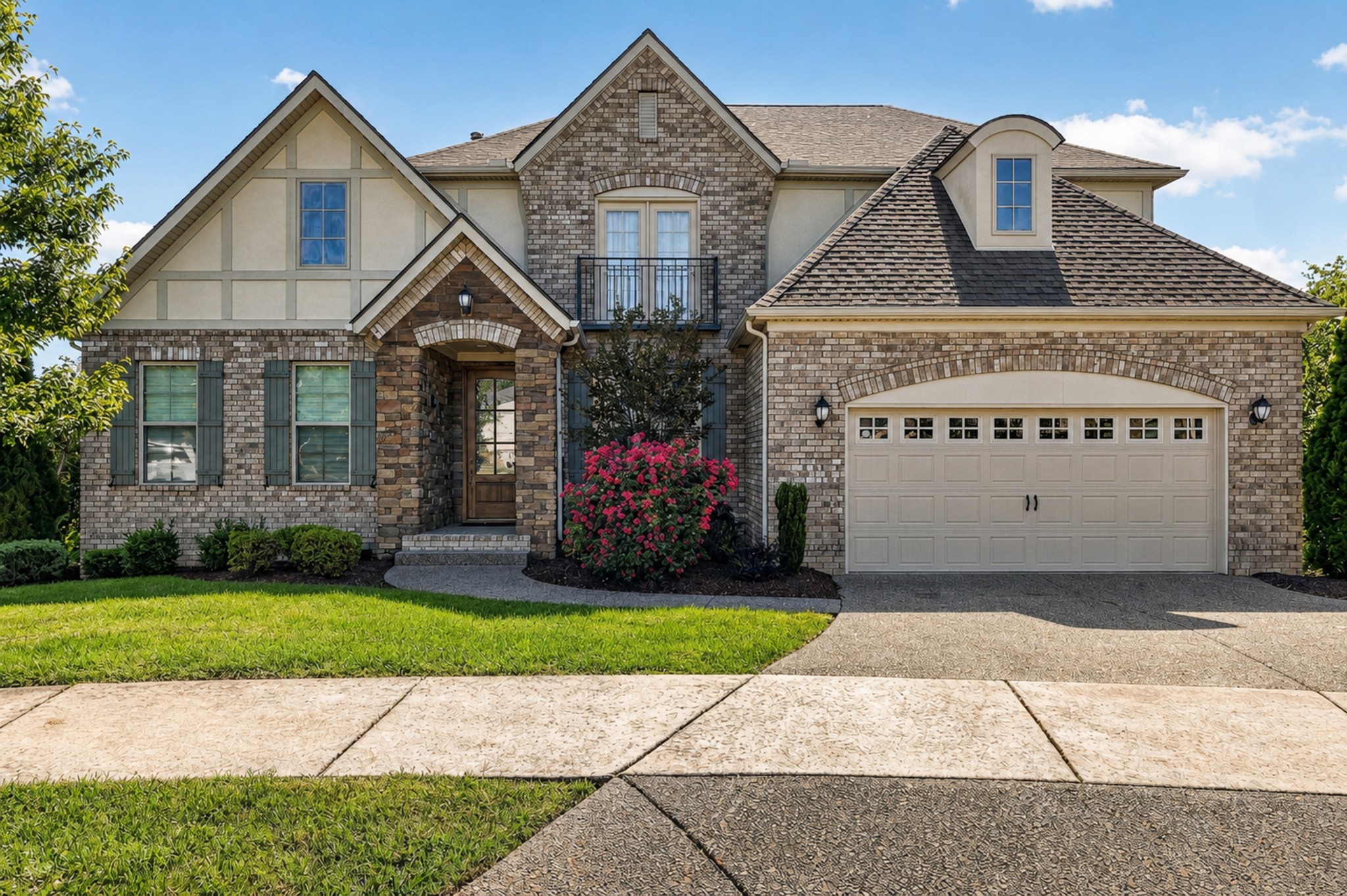 112 Crockett Ct