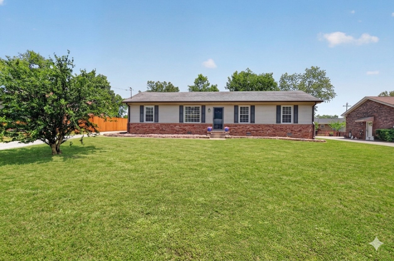 272 Wessington Pl, N