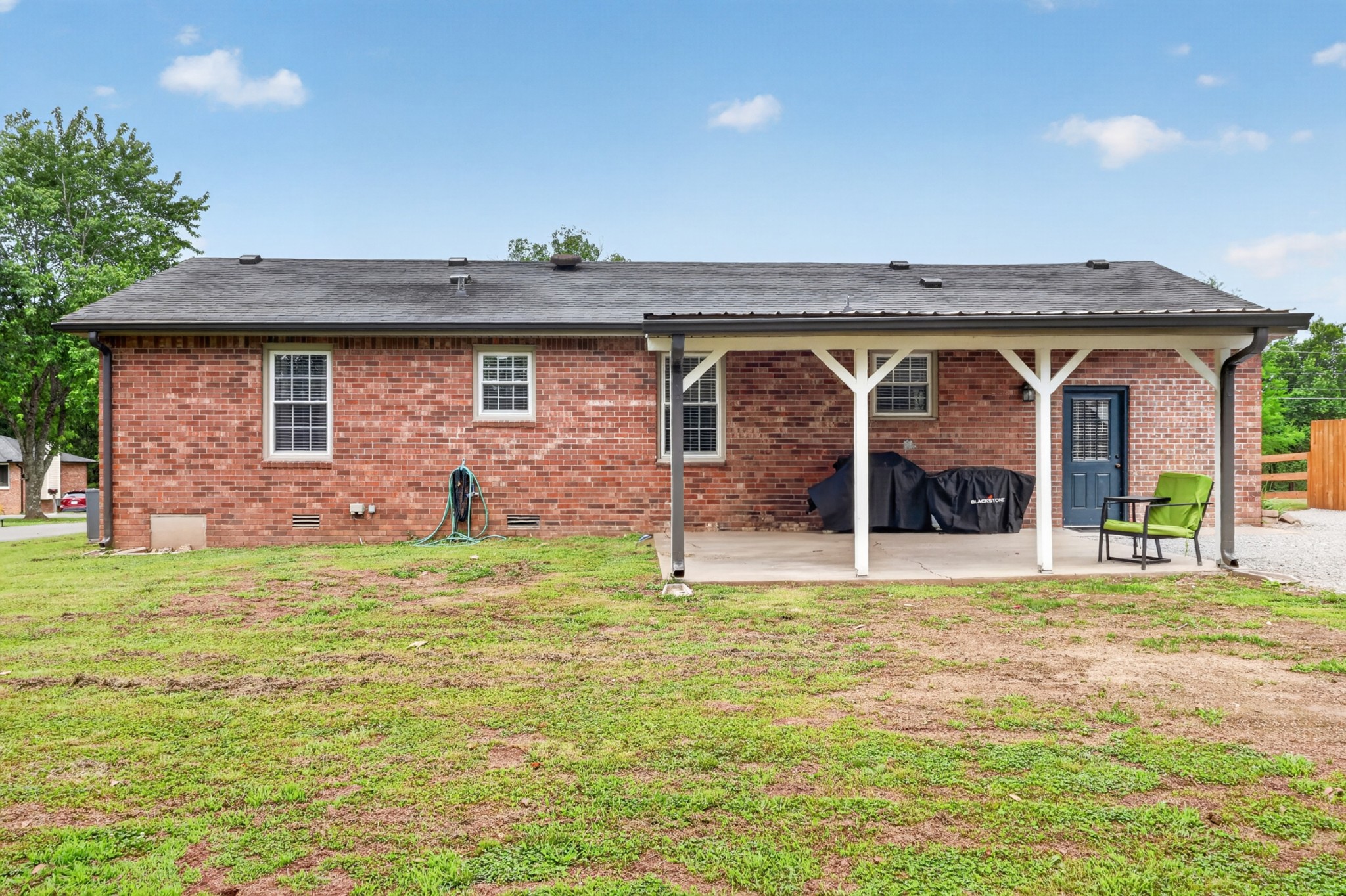 272 Wessington Pl, N