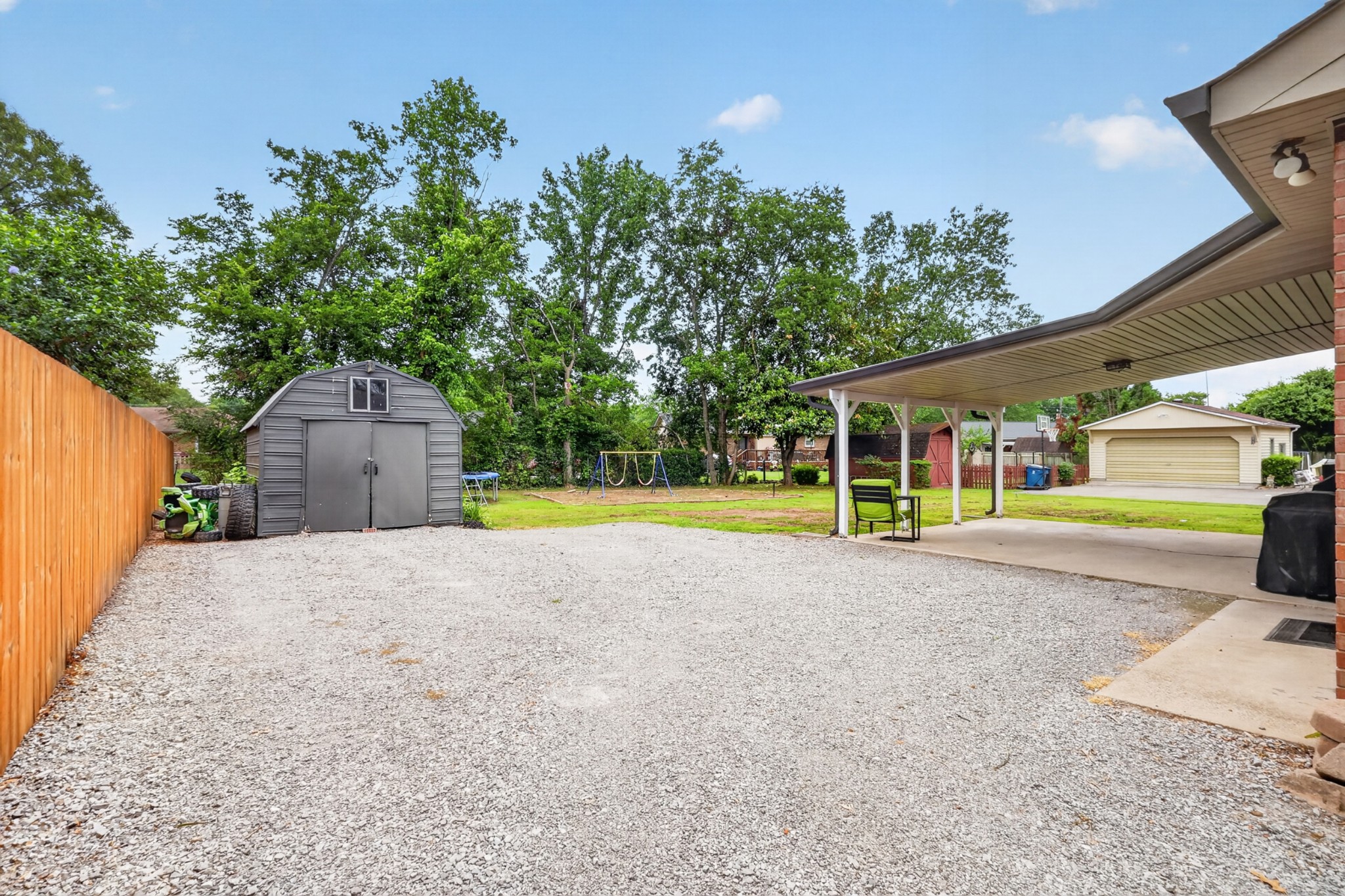 272 Wessington Pl, N