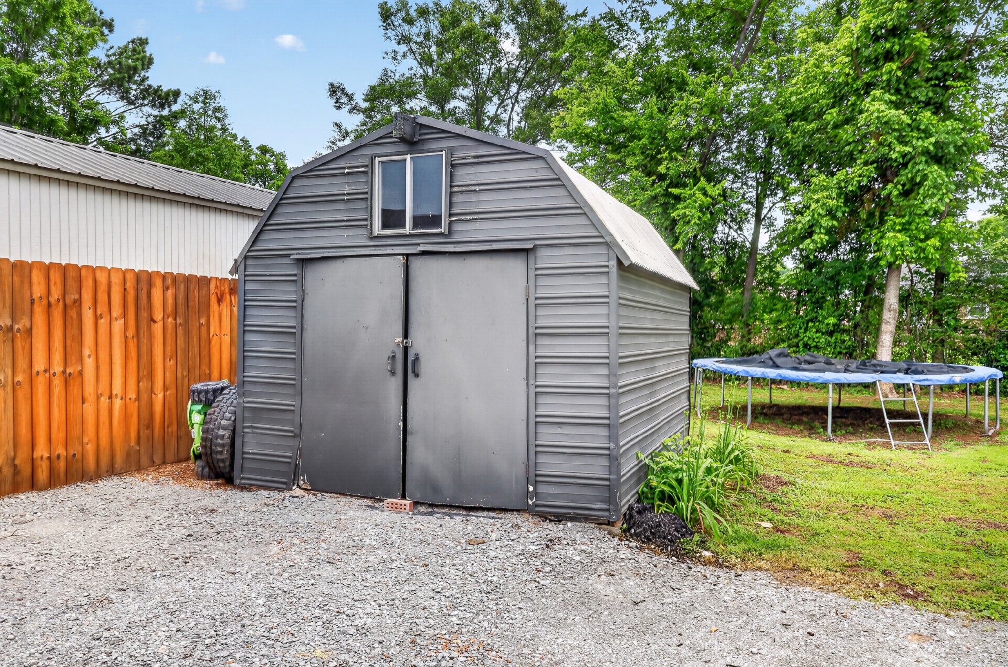 272 Wessington Pl, N