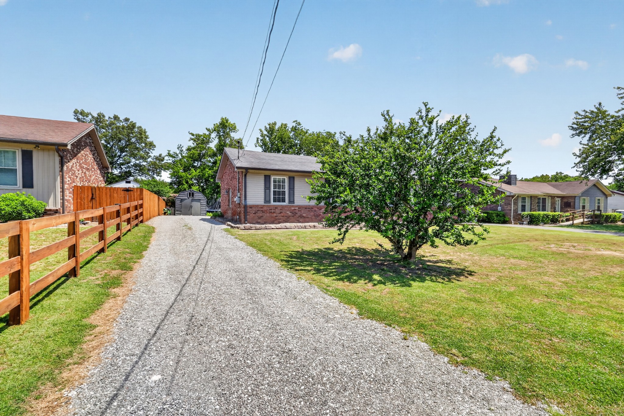 272 Wessington Pl, N