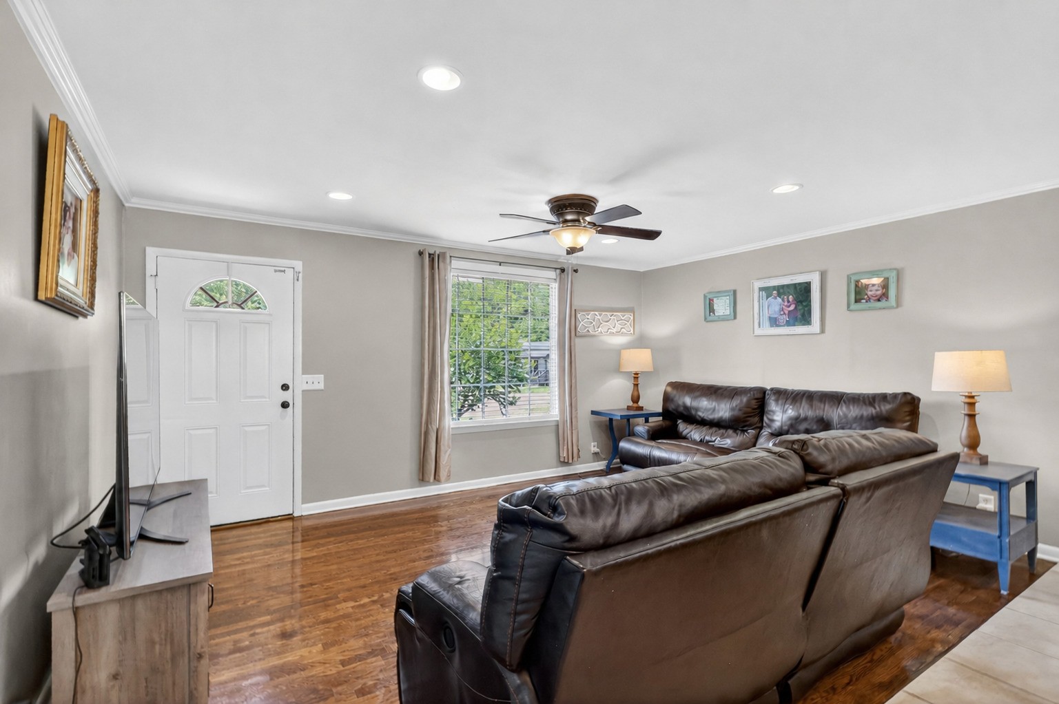 272 Wessington Pl, N
