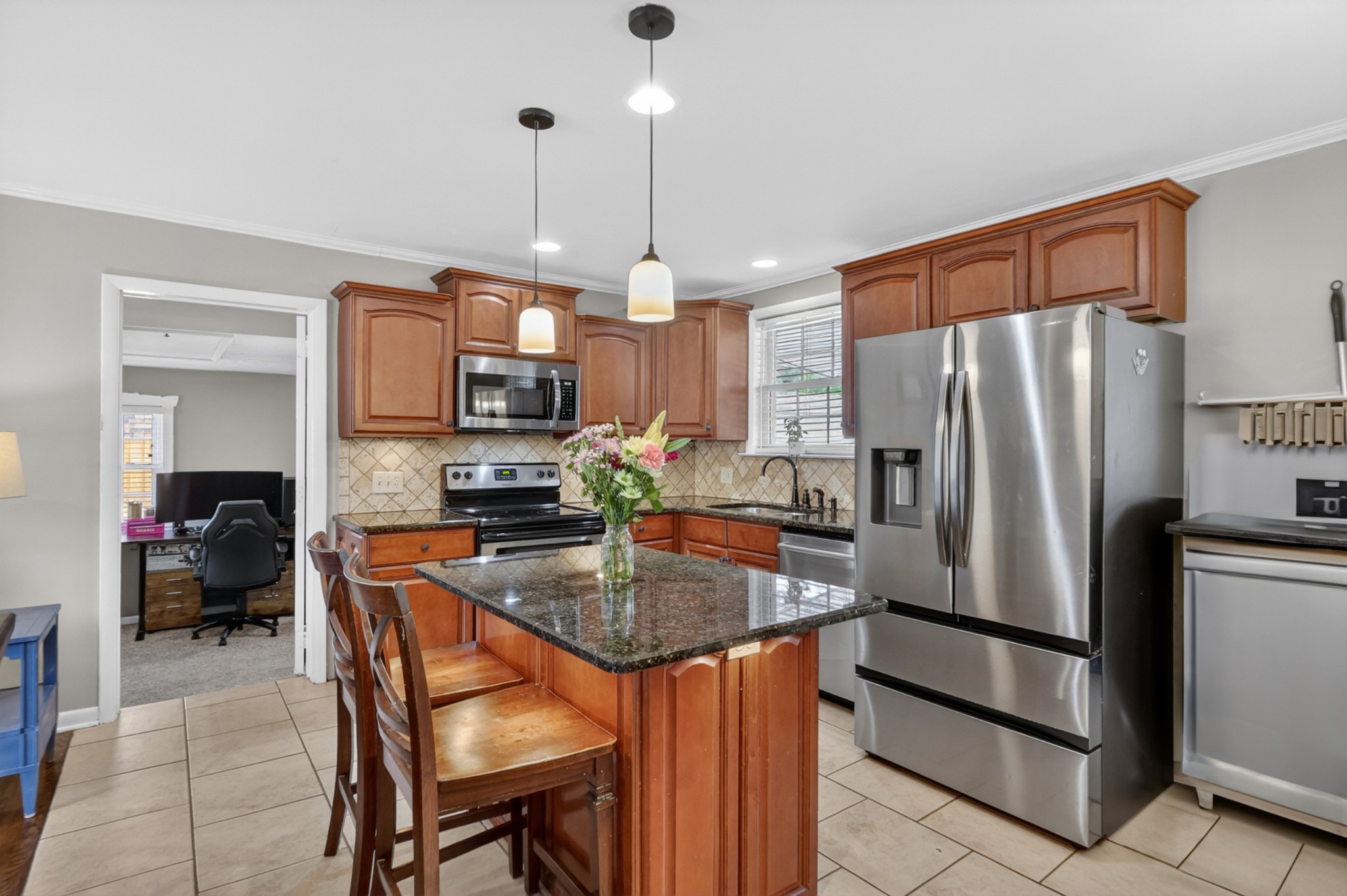 272 Wessington Pl, N