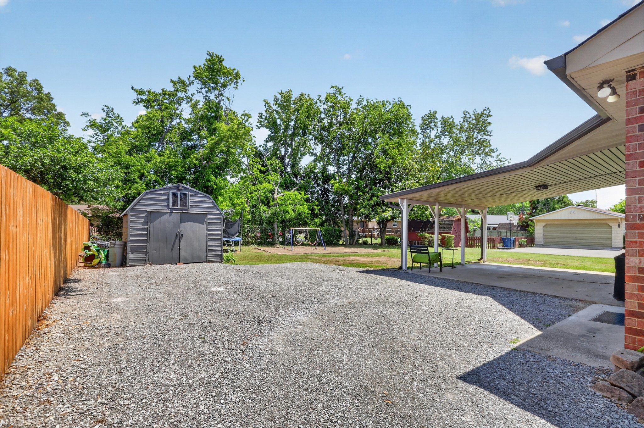 272 Wessington Pl, N