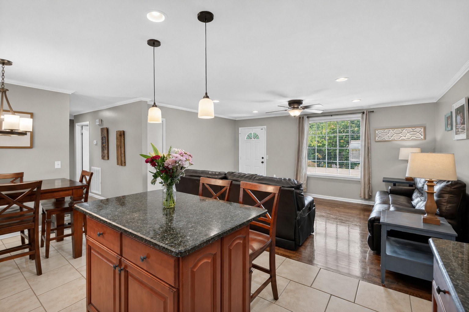 272 Wessington Pl, N